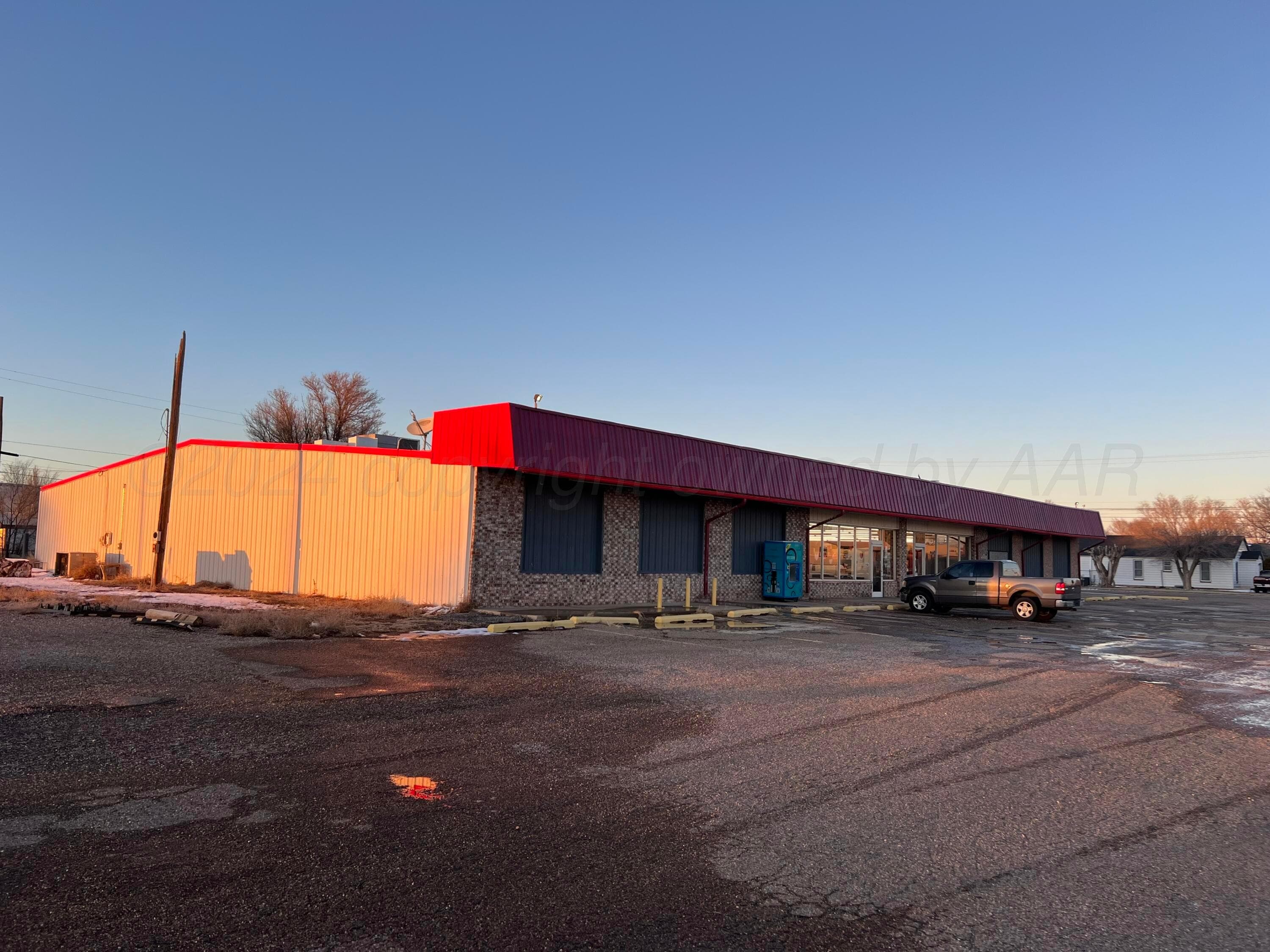 800 Highway 86, Bovina, TX 79009