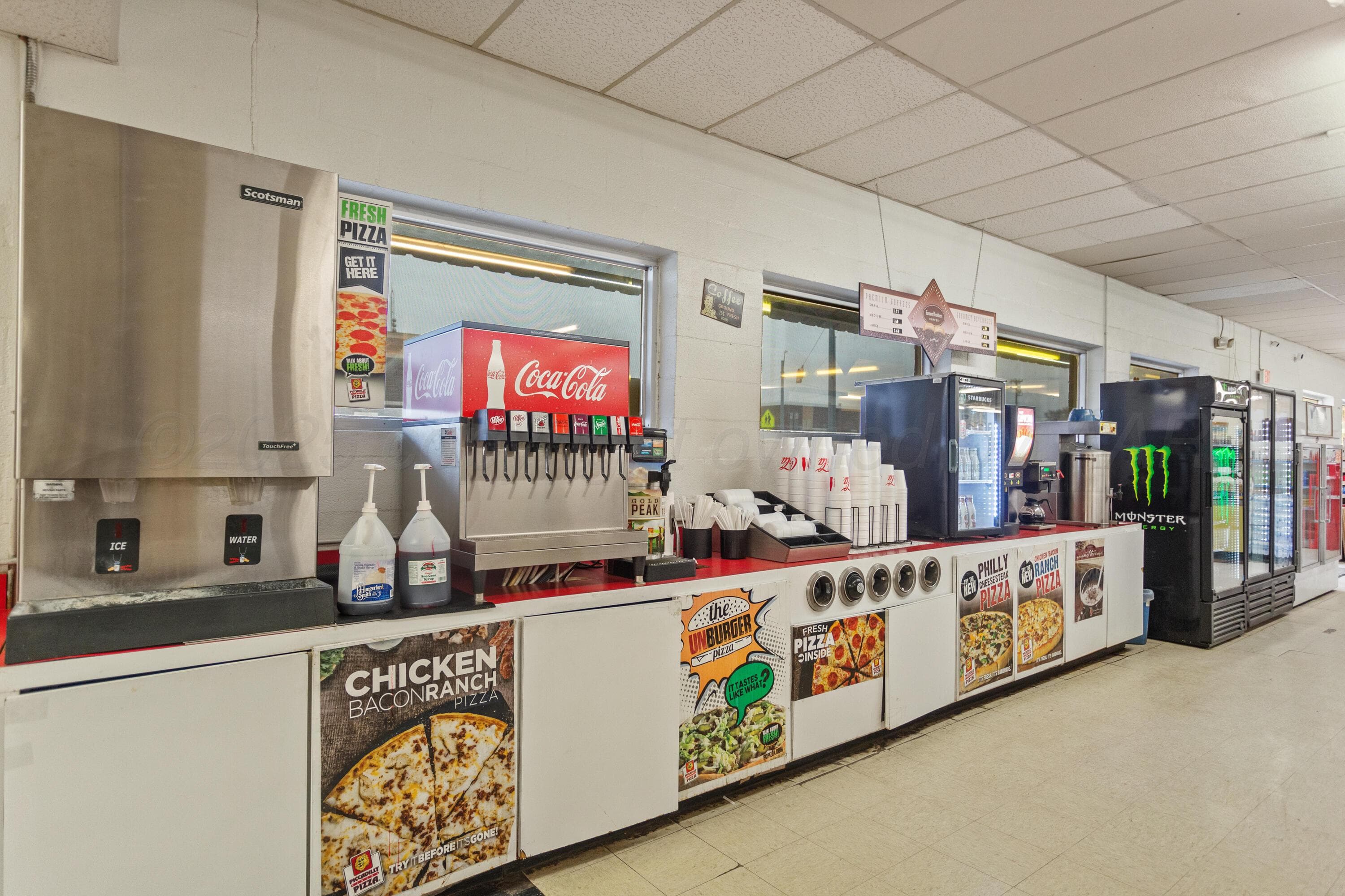 105 E COMMERCIAL Street, Miami, TX 79059, photo 14