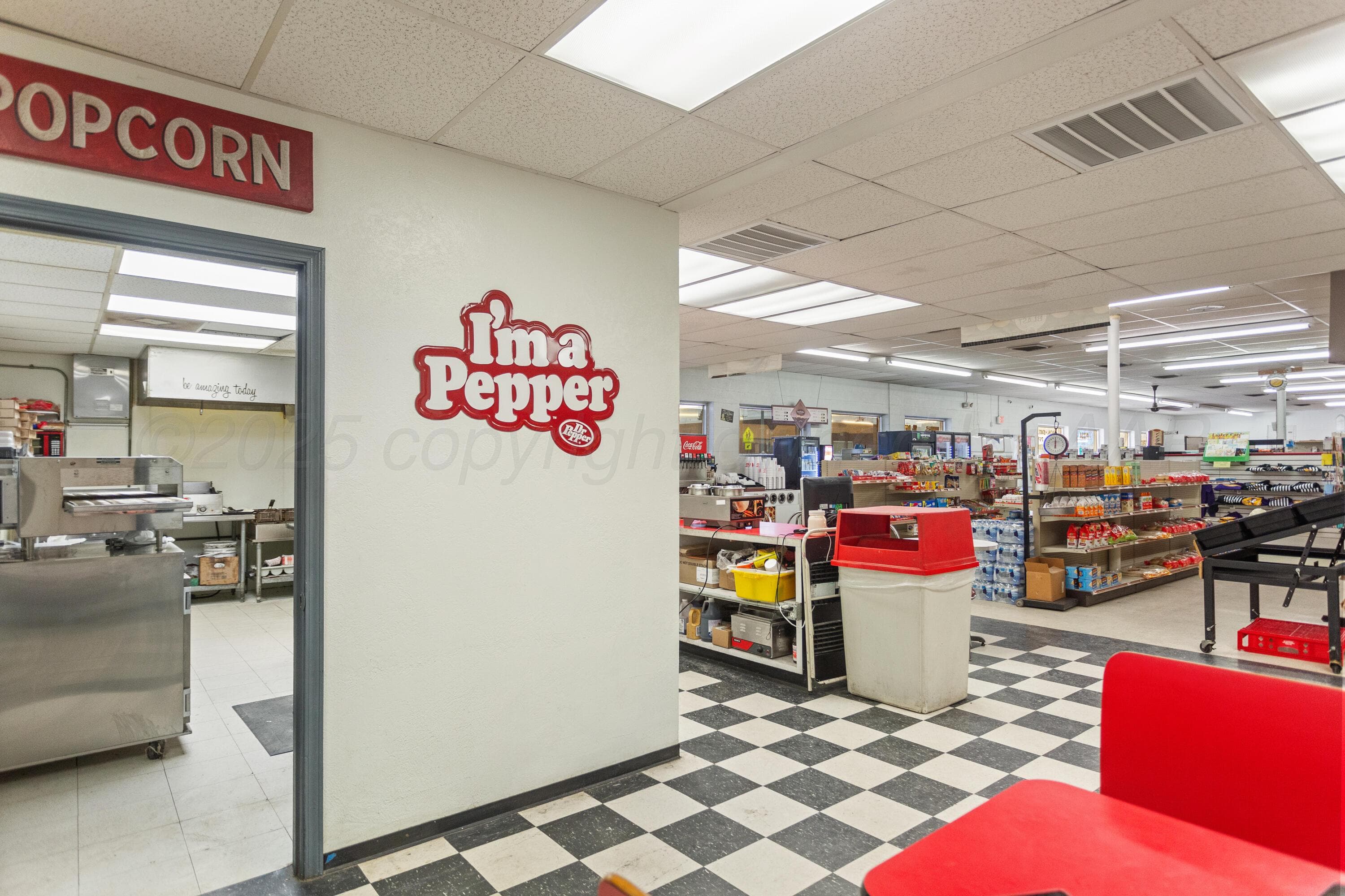 105 E COMMERCIAL Street, Miami, TX 79059, photo 21