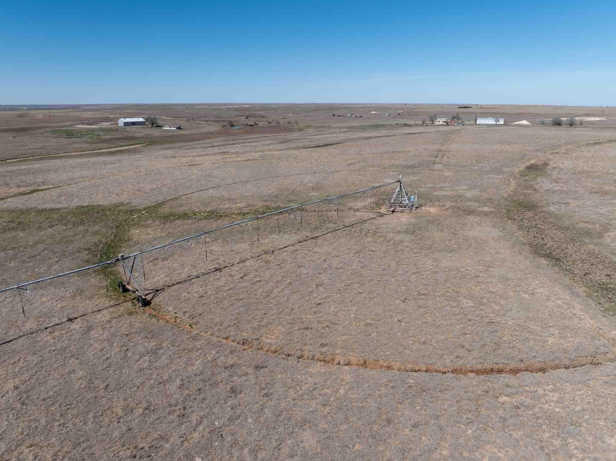 Bourquin Cattle 813 Ac, Follett, TX 79034, photo 26