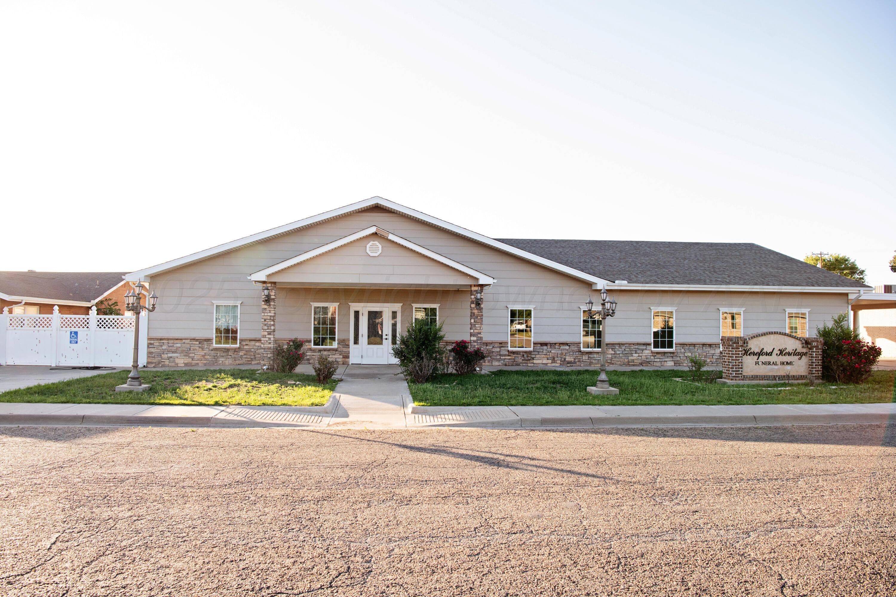 411 E 6th Street, Hereford, TX 79045