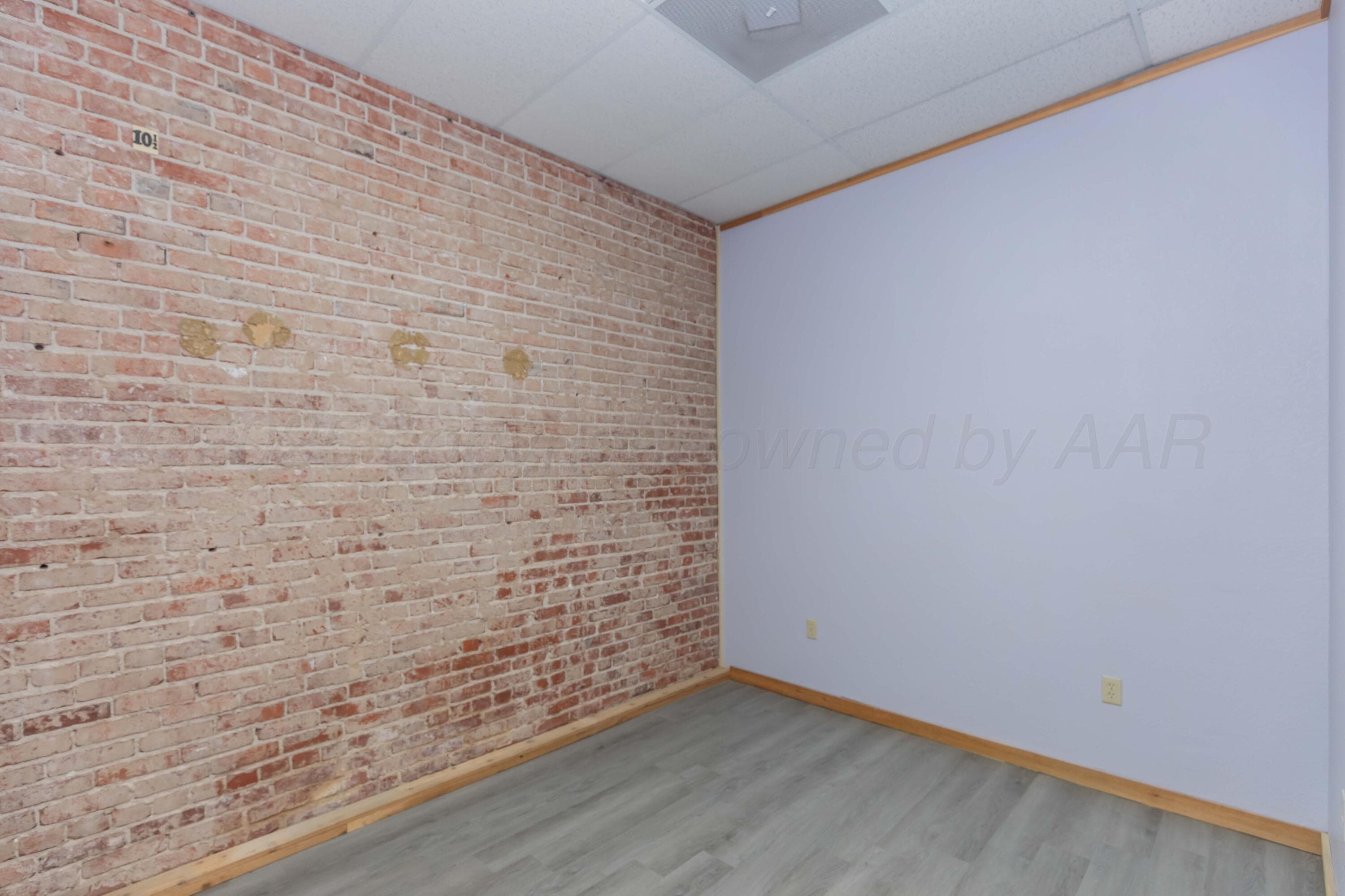 211 N Main Street, Shamrock, TX 79079, photo 16
