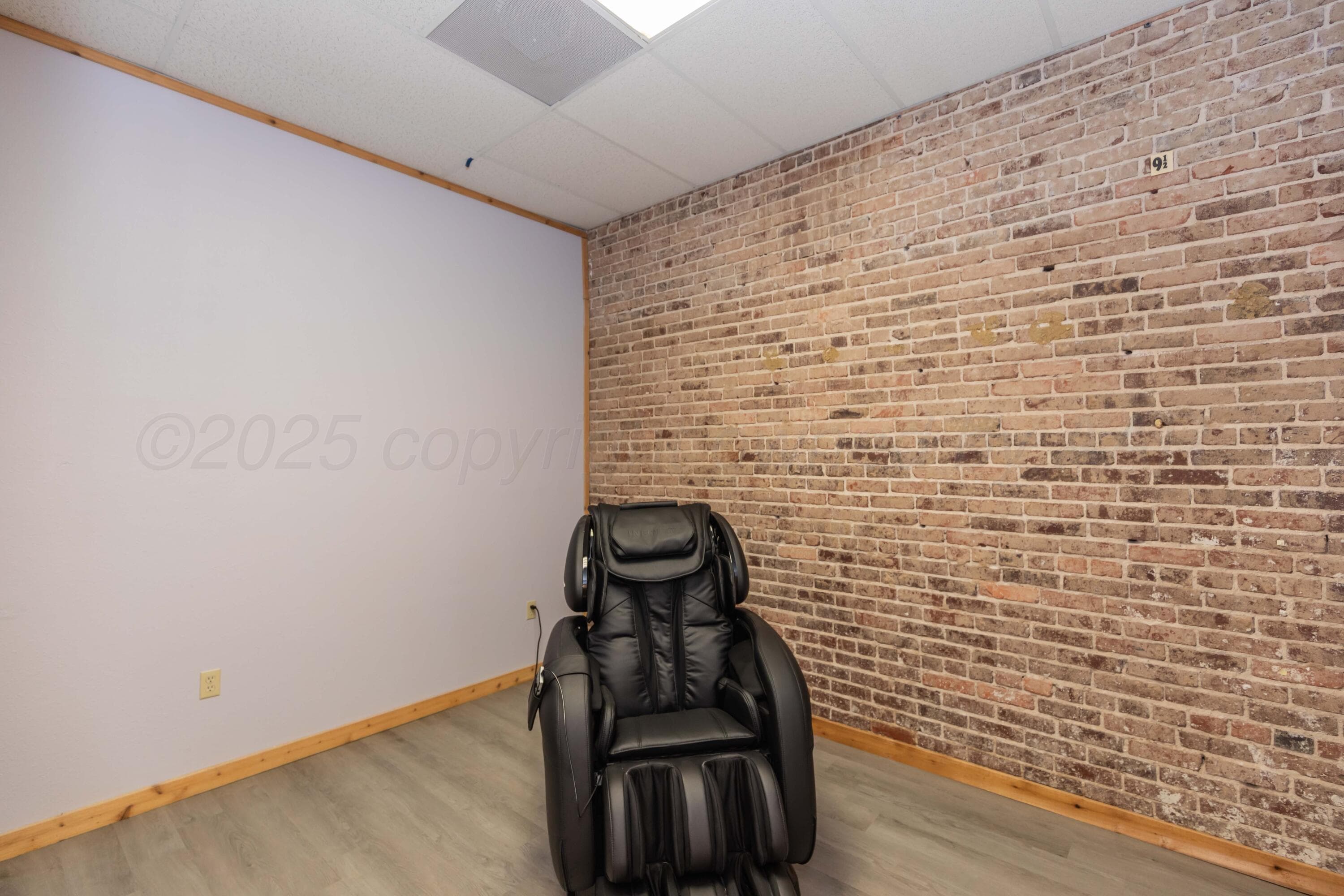 211 N Main Street, Shamrock, TX 79079, photo 18