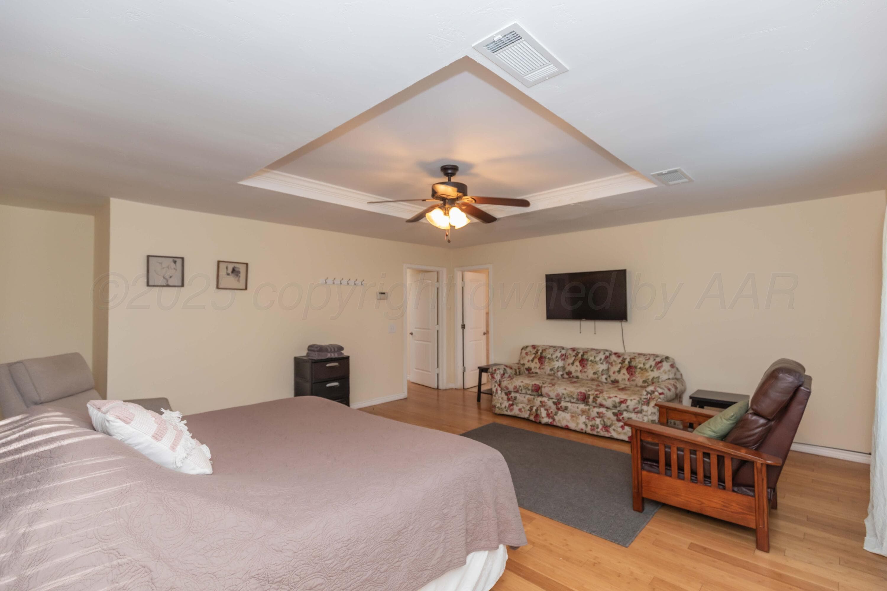 Address upon request, photo 47