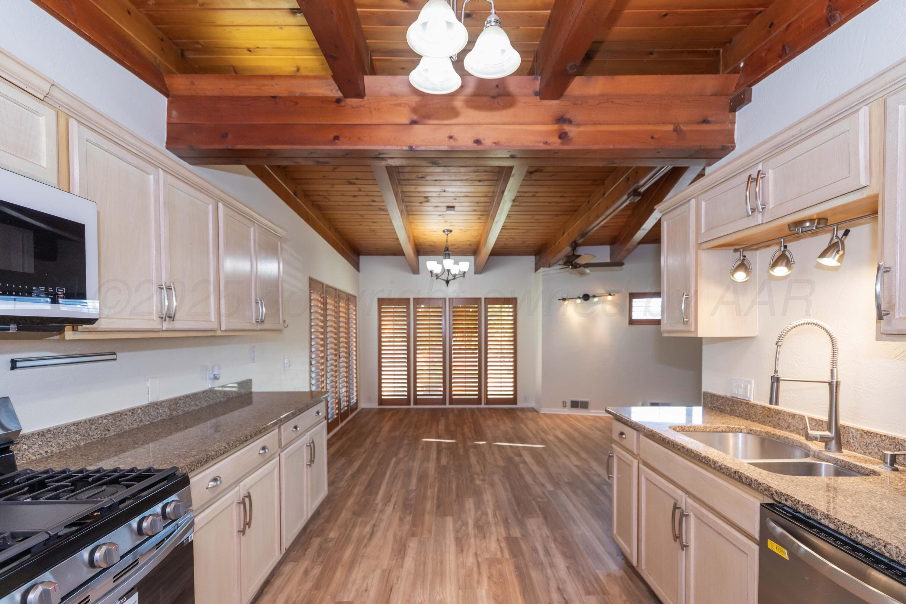 Address upon request, photo 98