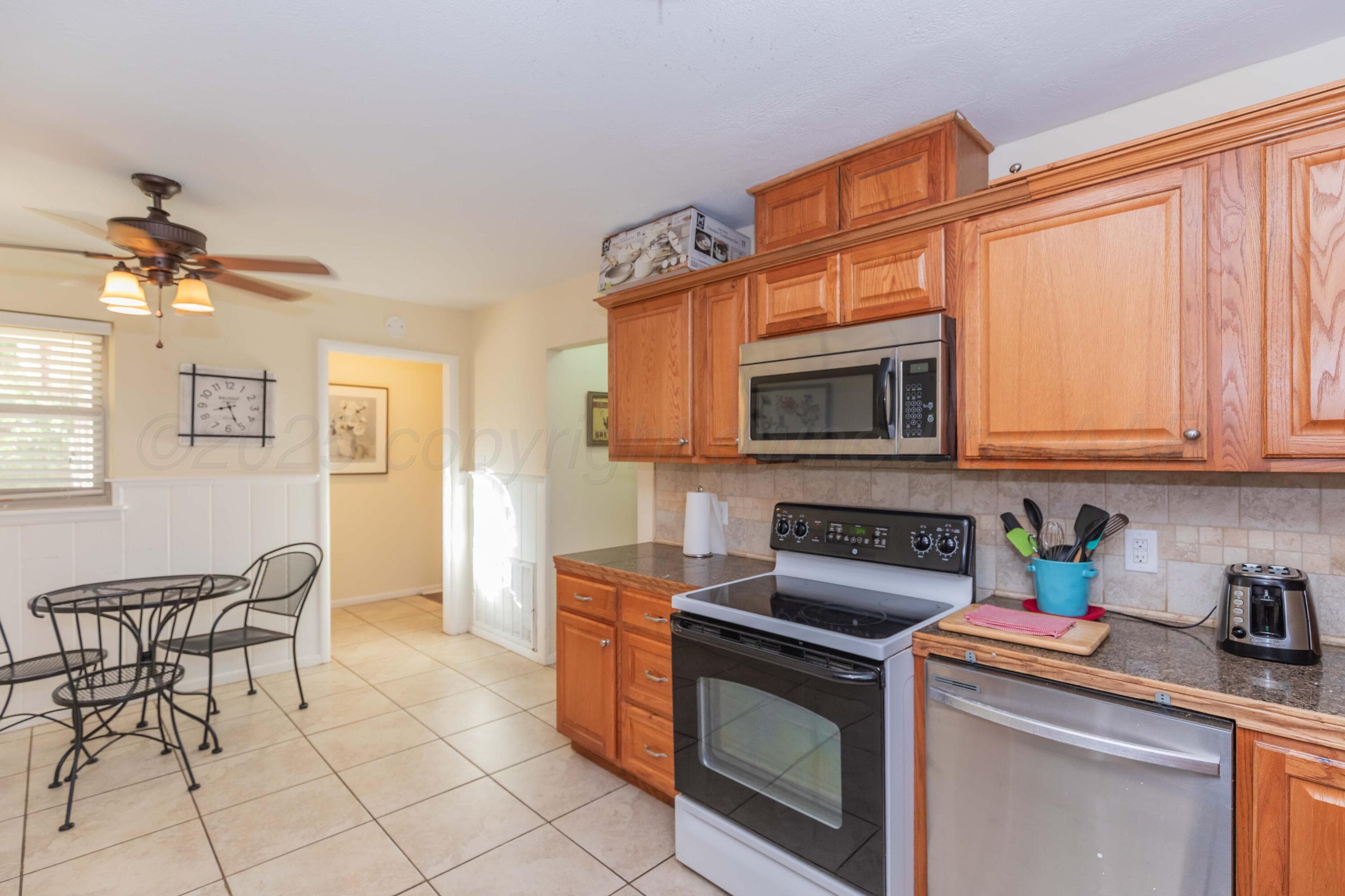 Address upon request, photo 130