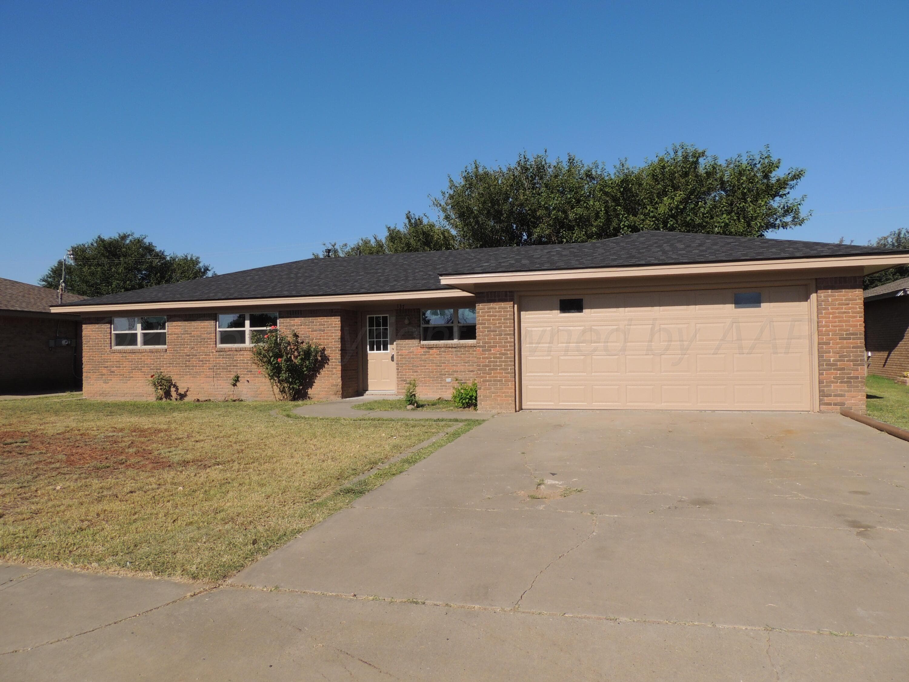 137 Greenwood Street, Hereford, TX 79045, photo 4