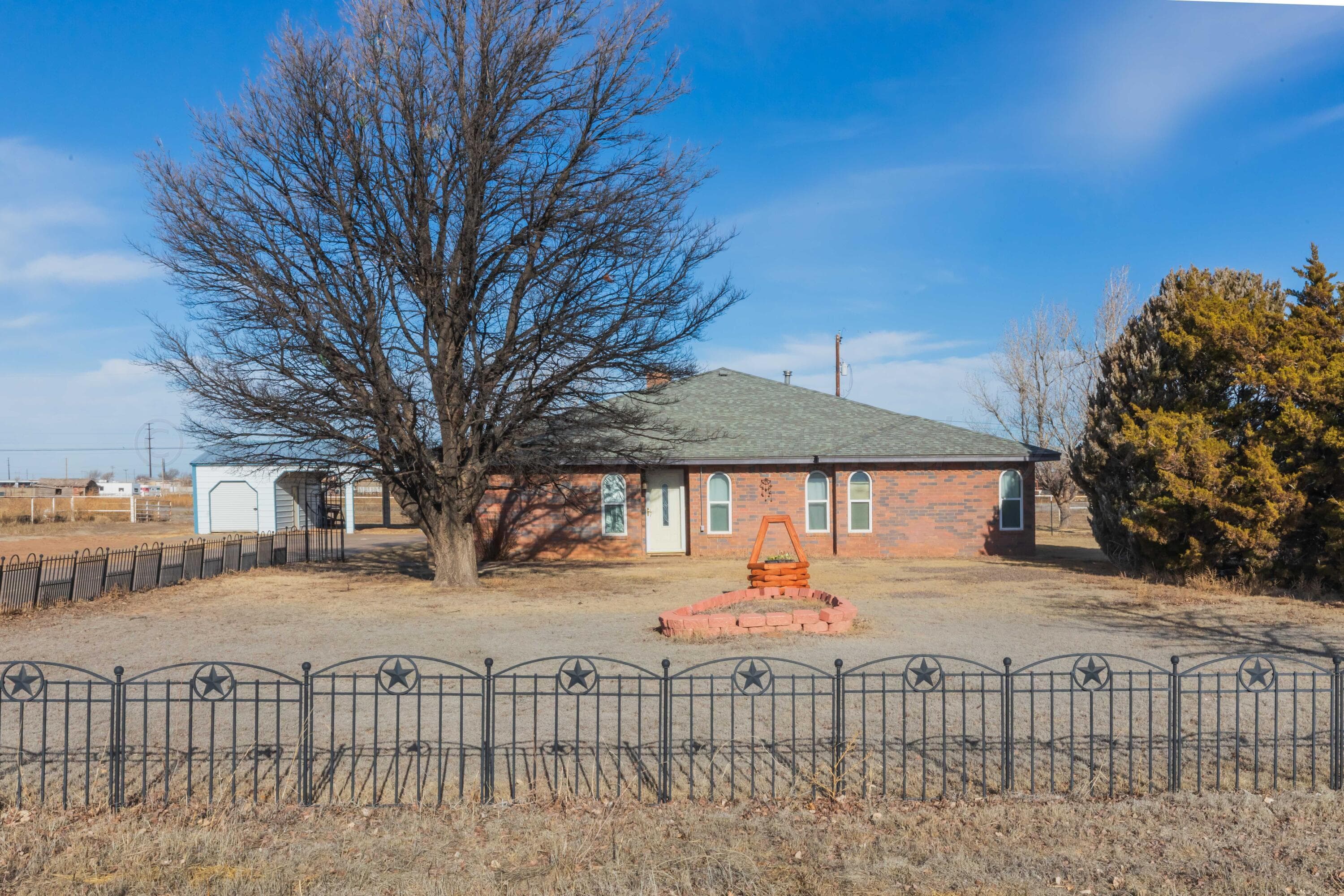 118 W VALENCIA Drive, Amarillo, TX 79118-5118, photo 3
