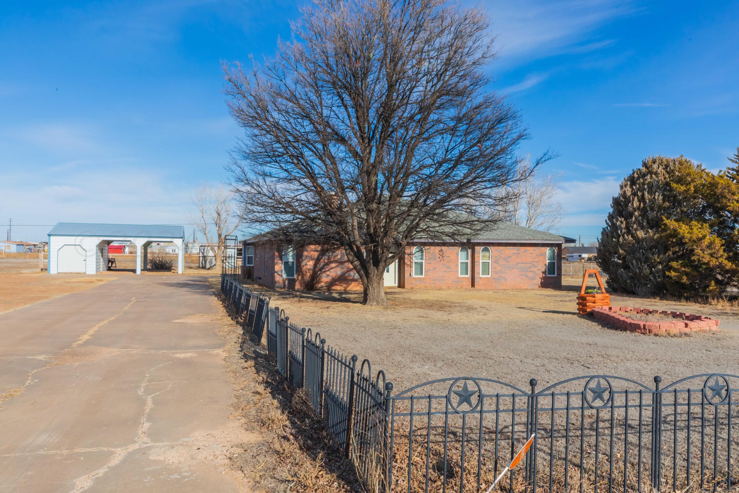 118 W VALENCIA Drive, Amarillo, TX 79118-5118, photo 4