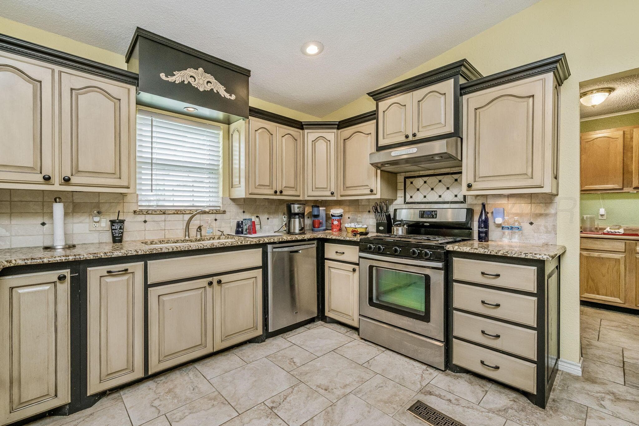 1330 Lions Street, Miami, TX 79059, photo 6