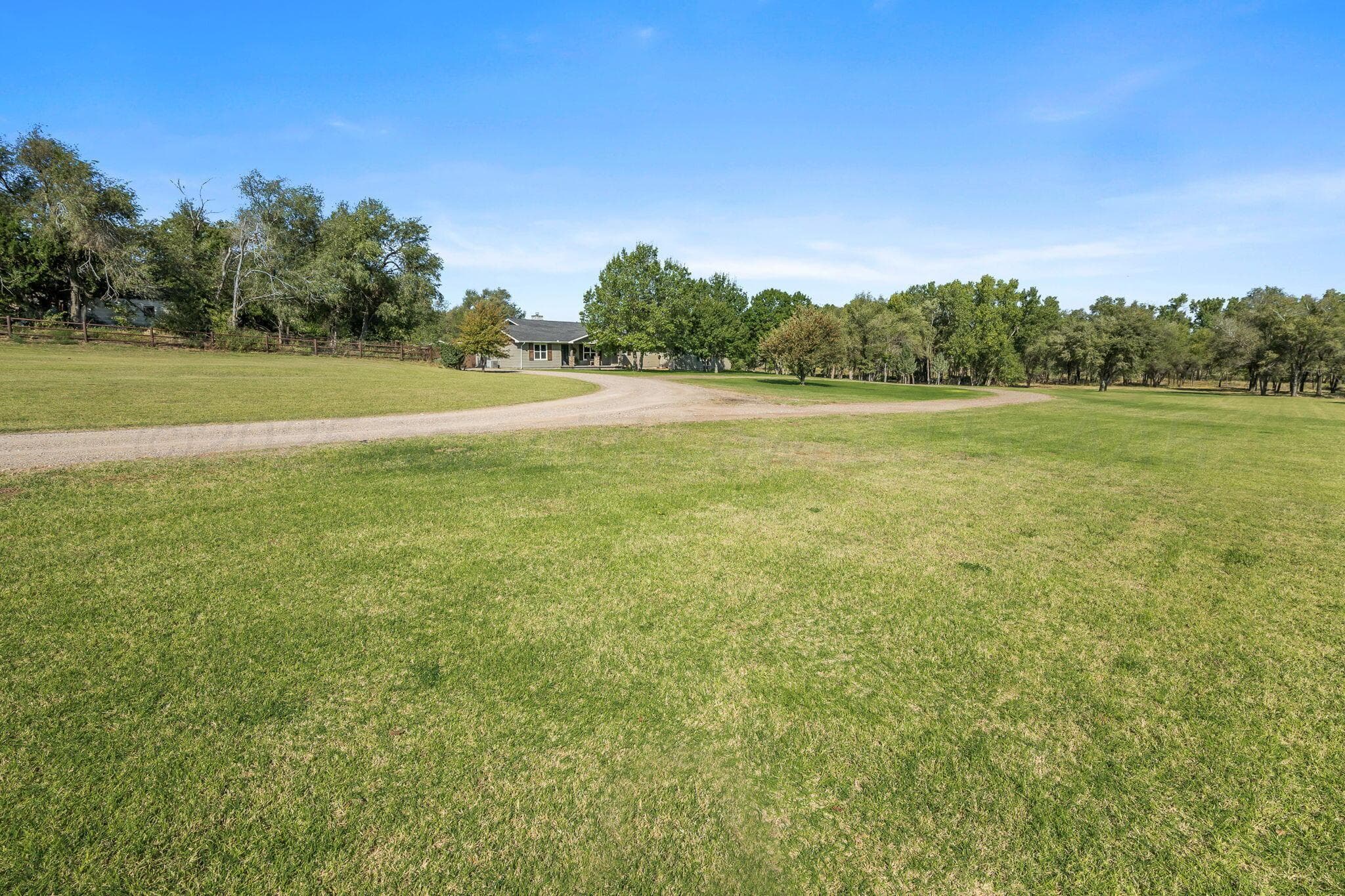 100 Thomas Lane, Wheeler, TX 79096, photo 2