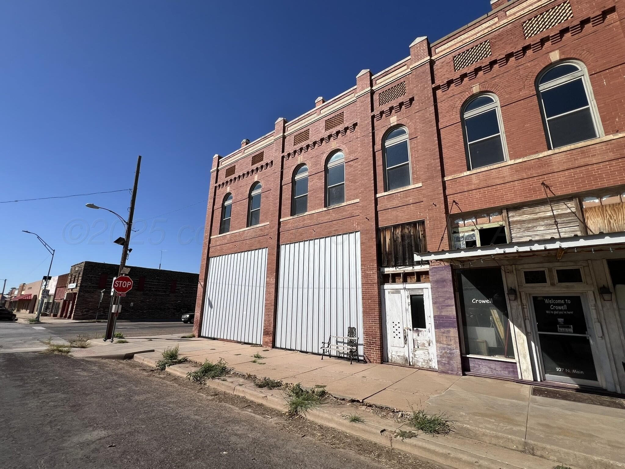 101 N Main St, Crowell, TX 79227, photo 3