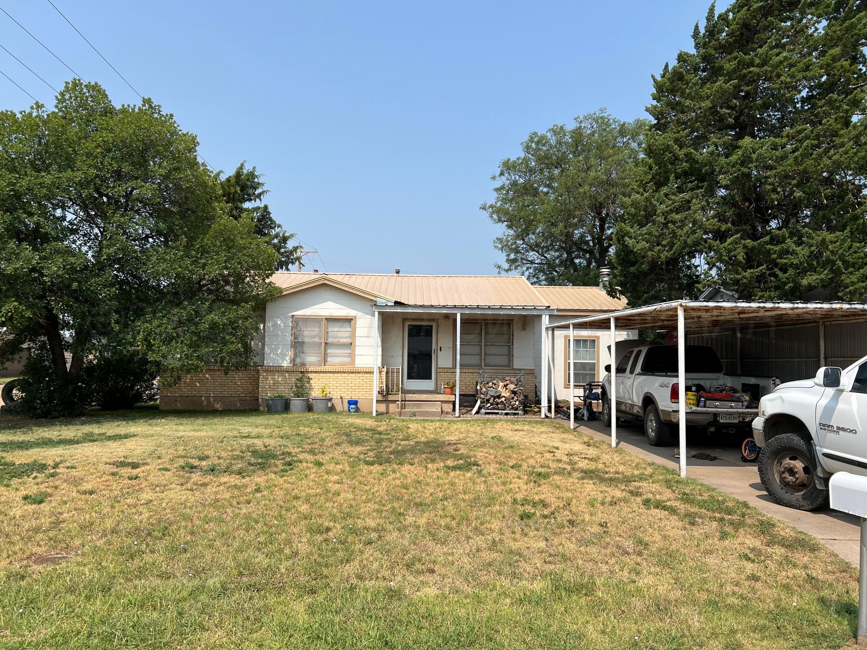 908 S Dressen Street, Spearman, TX 79081