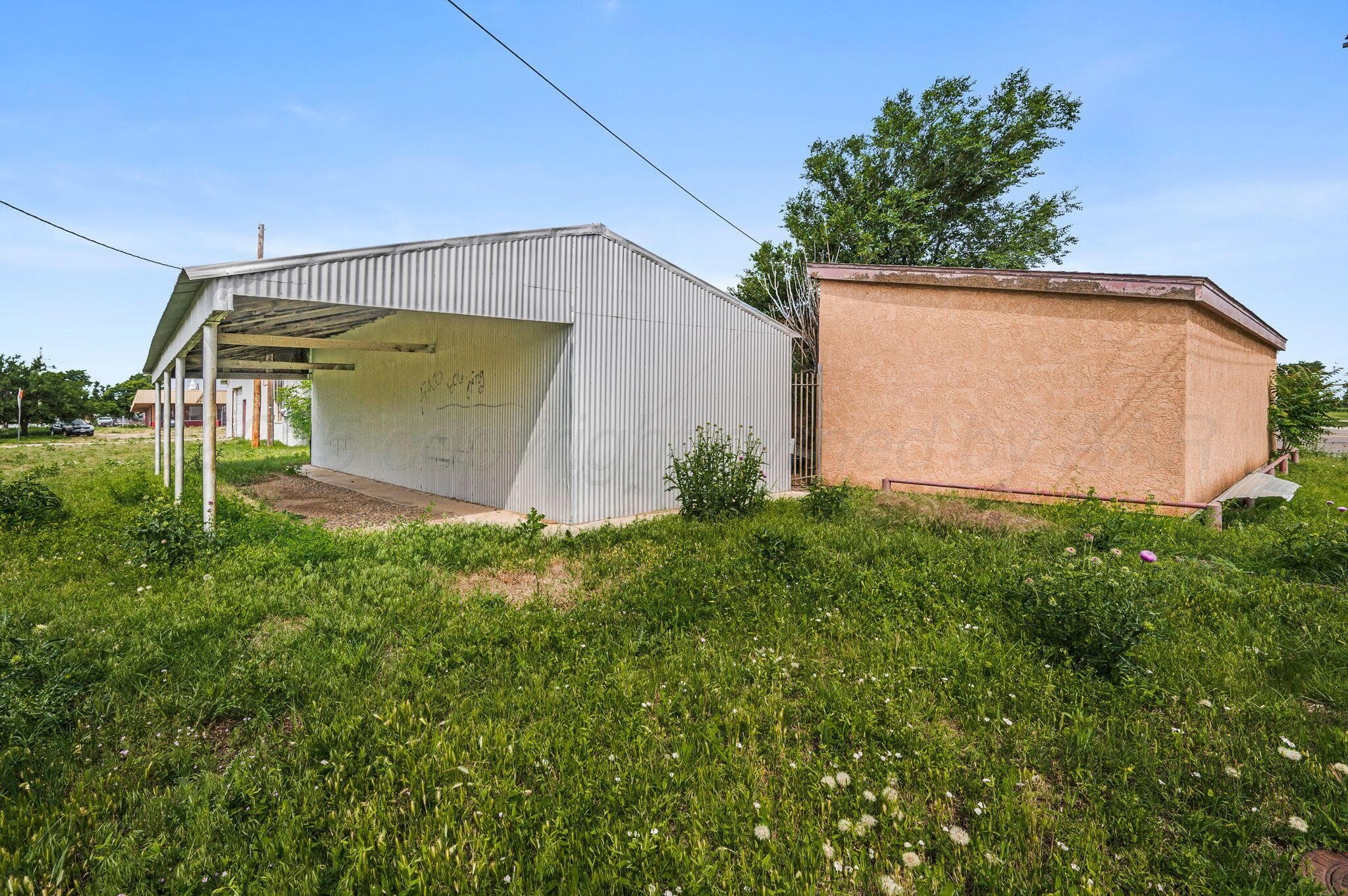 208 E Brown Street, Pampa, TX 79065, photo 6