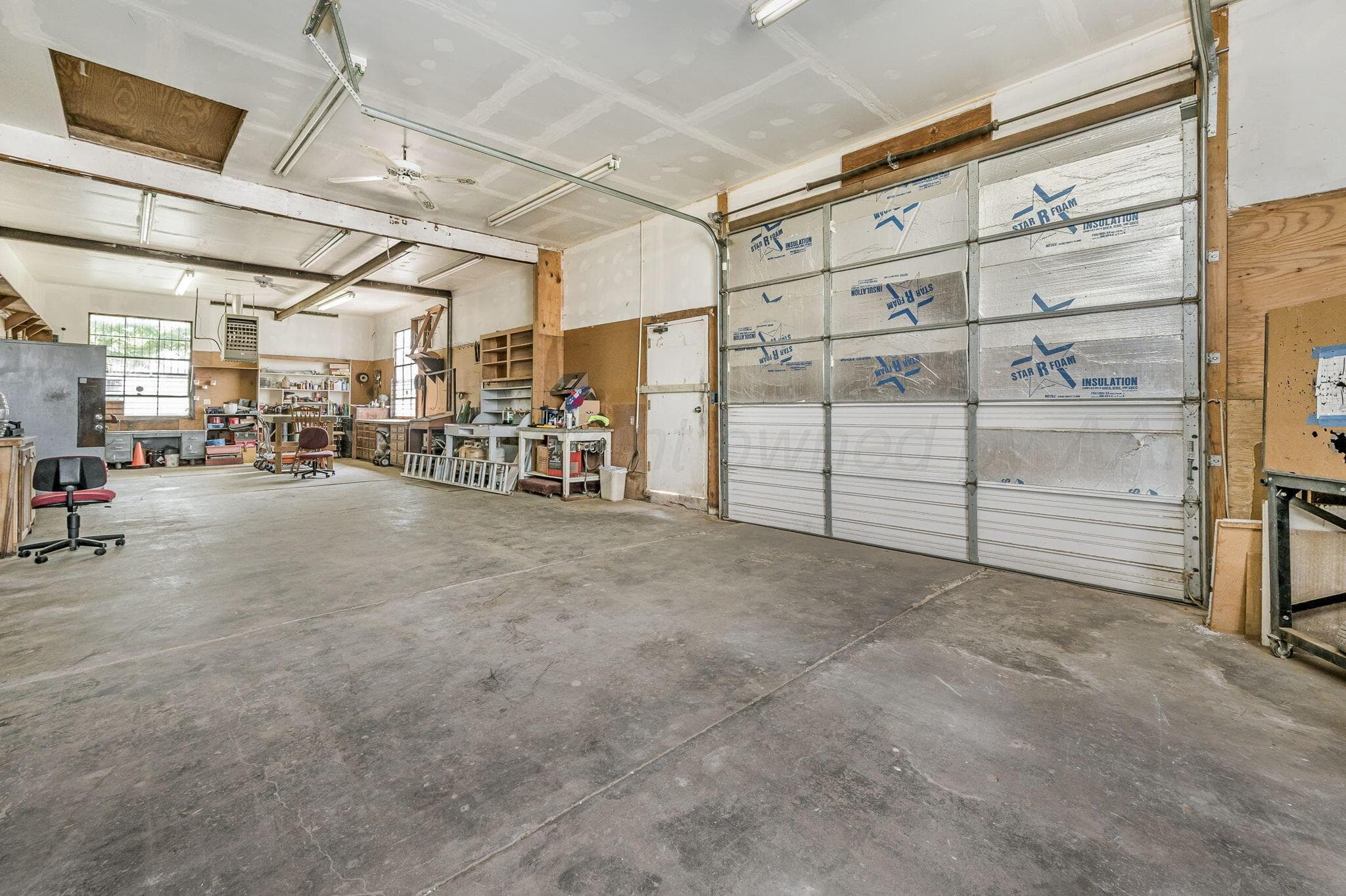 208 E Brown Street, Pampa, TX 79065, photo 17