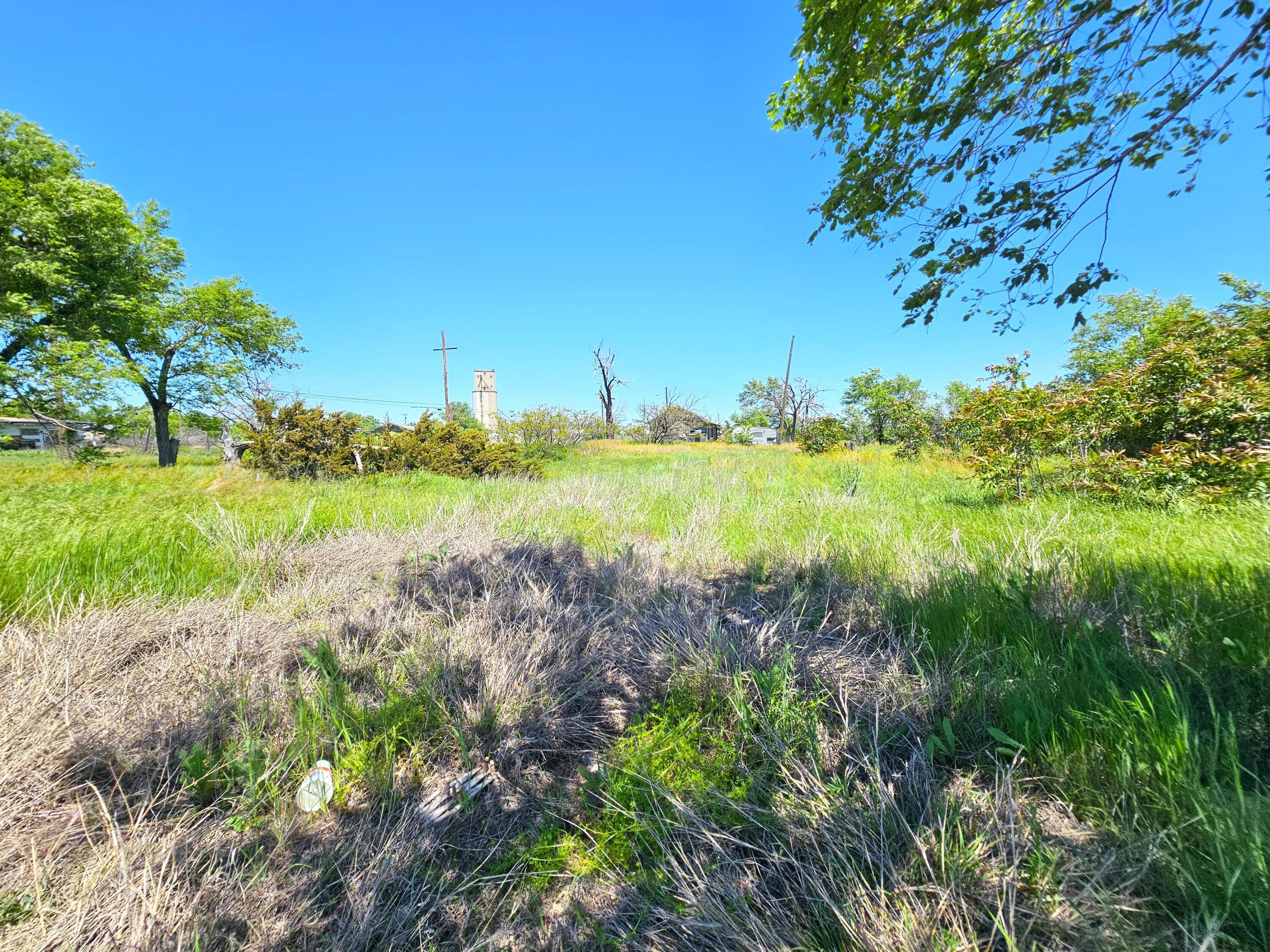 544 W Oklahoma Street, Pampa, TX 79065, photo 2