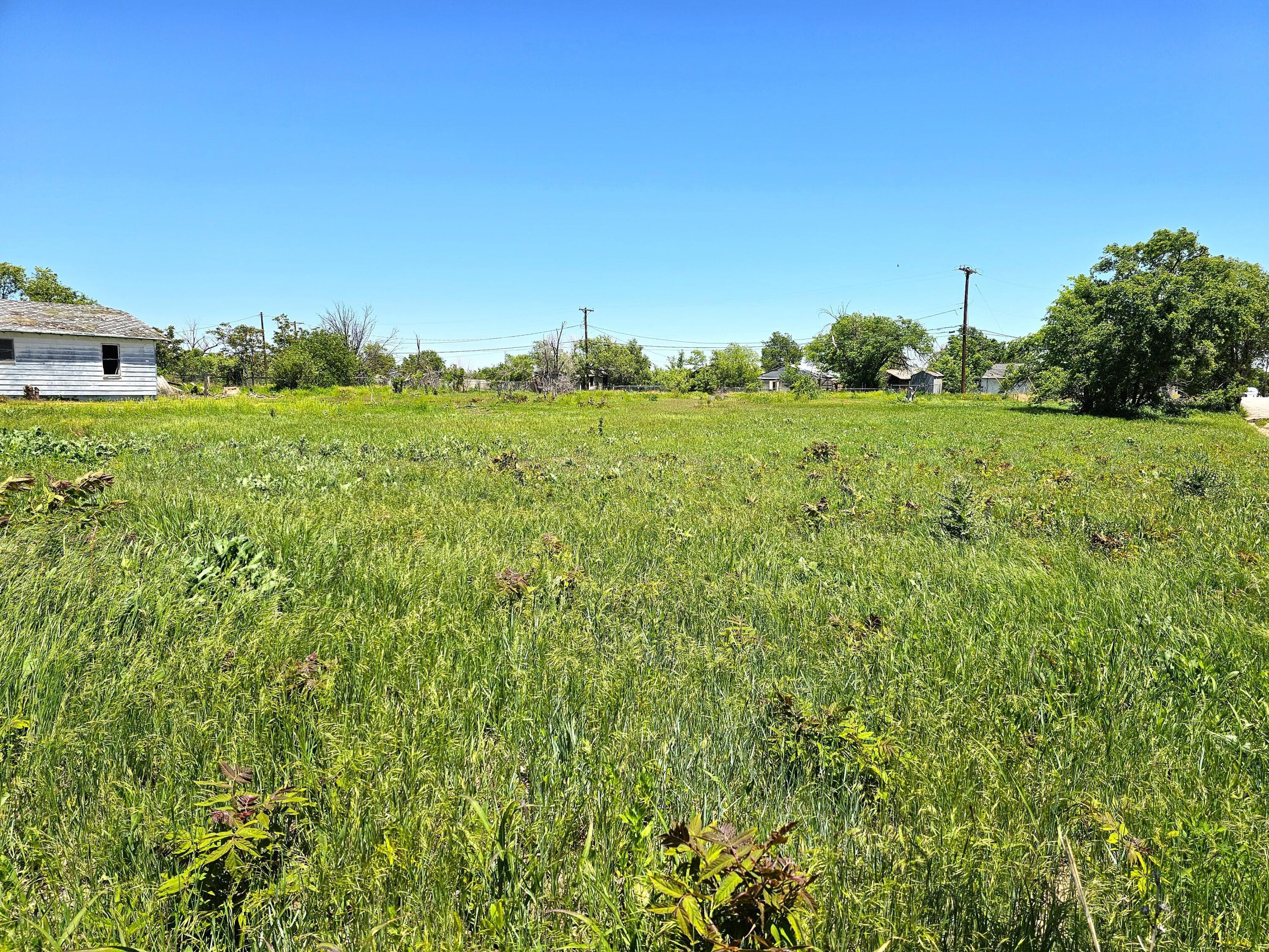849 S Gray Street, Pampa, TX 79065, photo 2