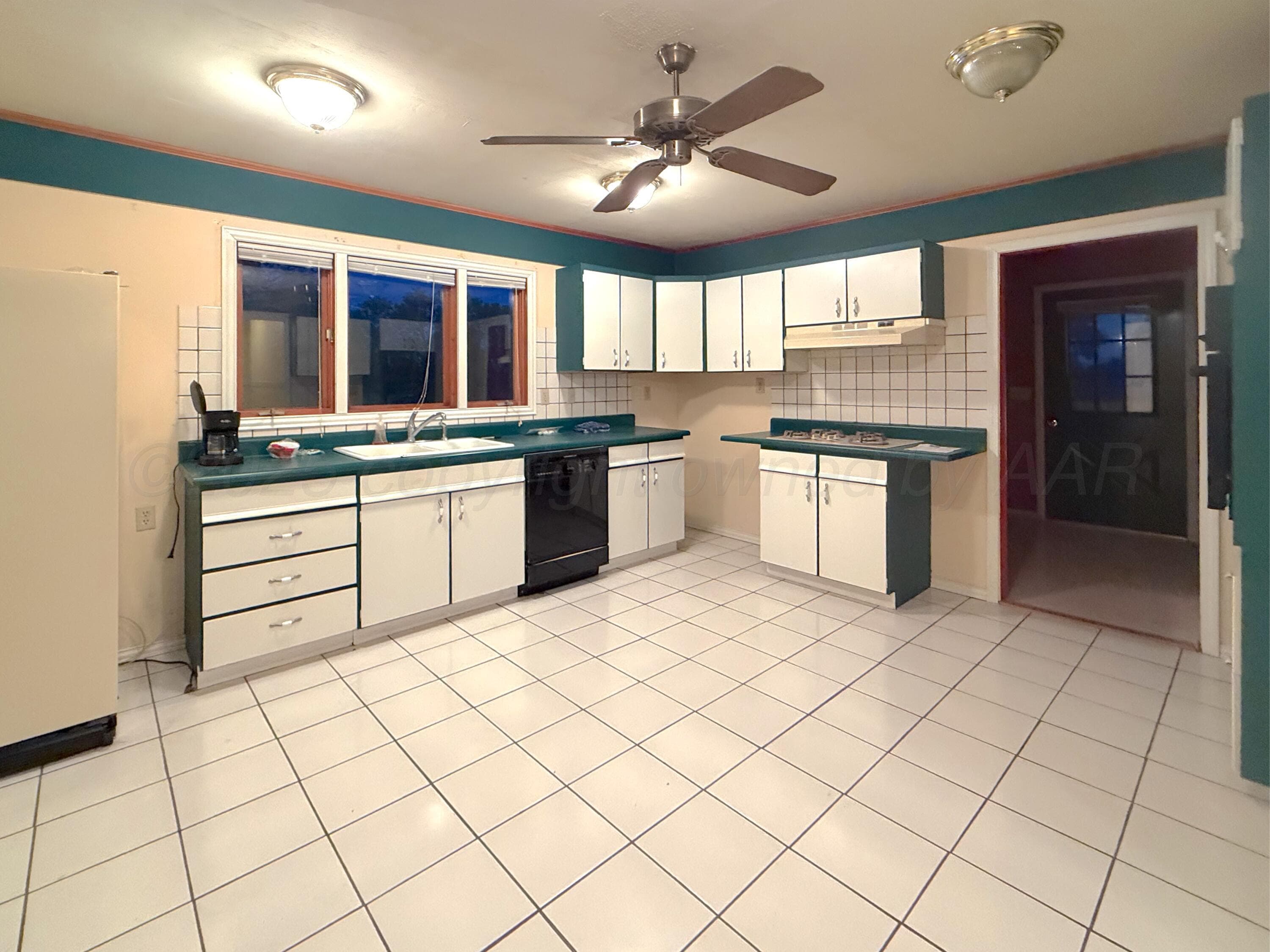 301 W 10th Street, Stinnett, TX 79083, photo 5
