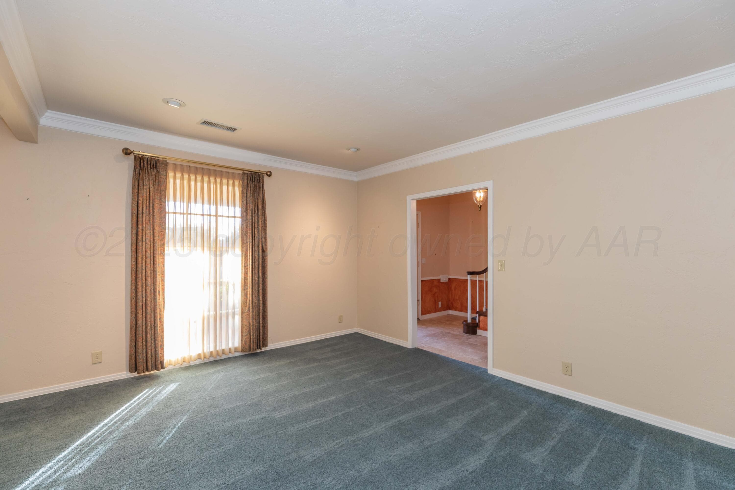2131 N Charles Street, Pampa, TX 79065, photo 22