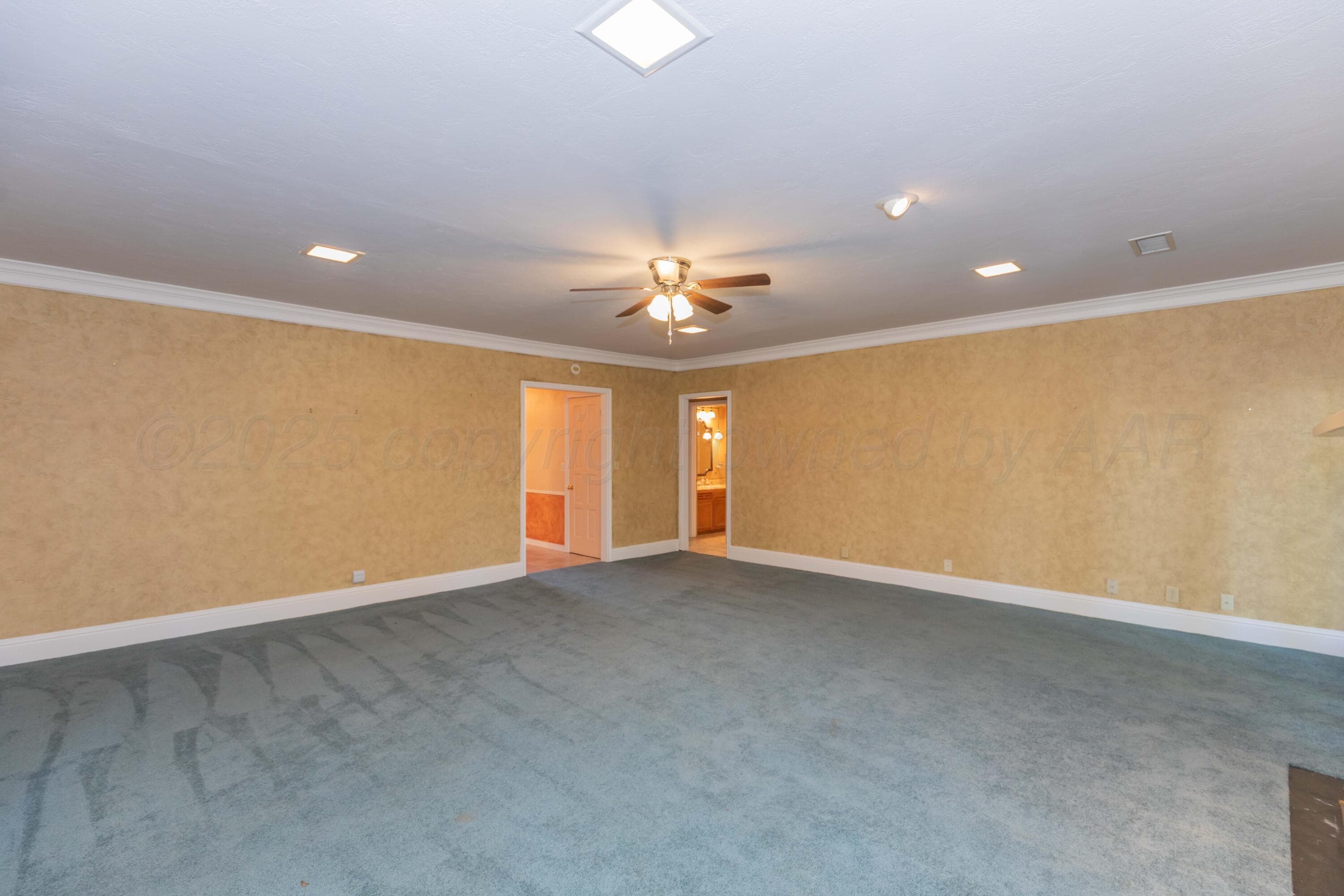 2131 N Charles Street, Pampa, TX 79065, photo 8