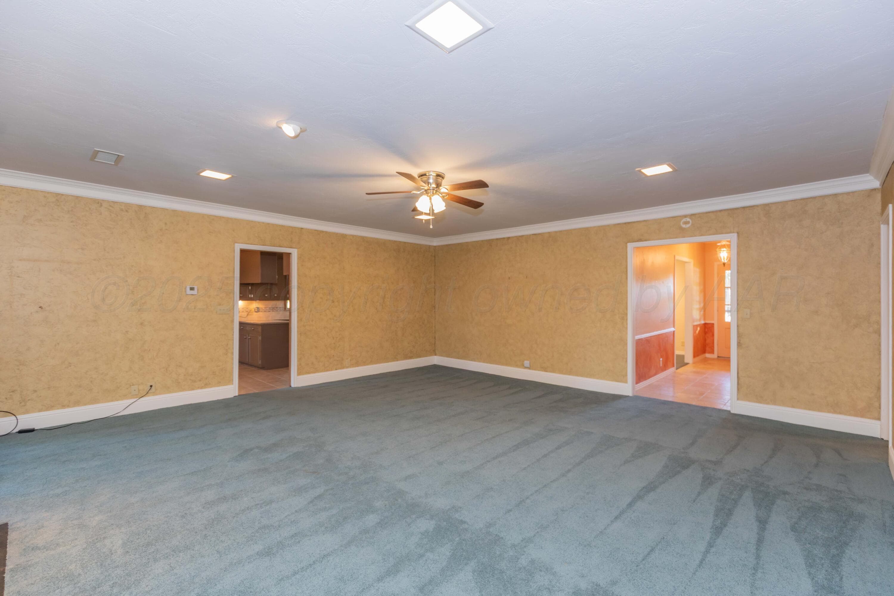 2131 N Charles Street, Pampa, TX 79065, photo 9