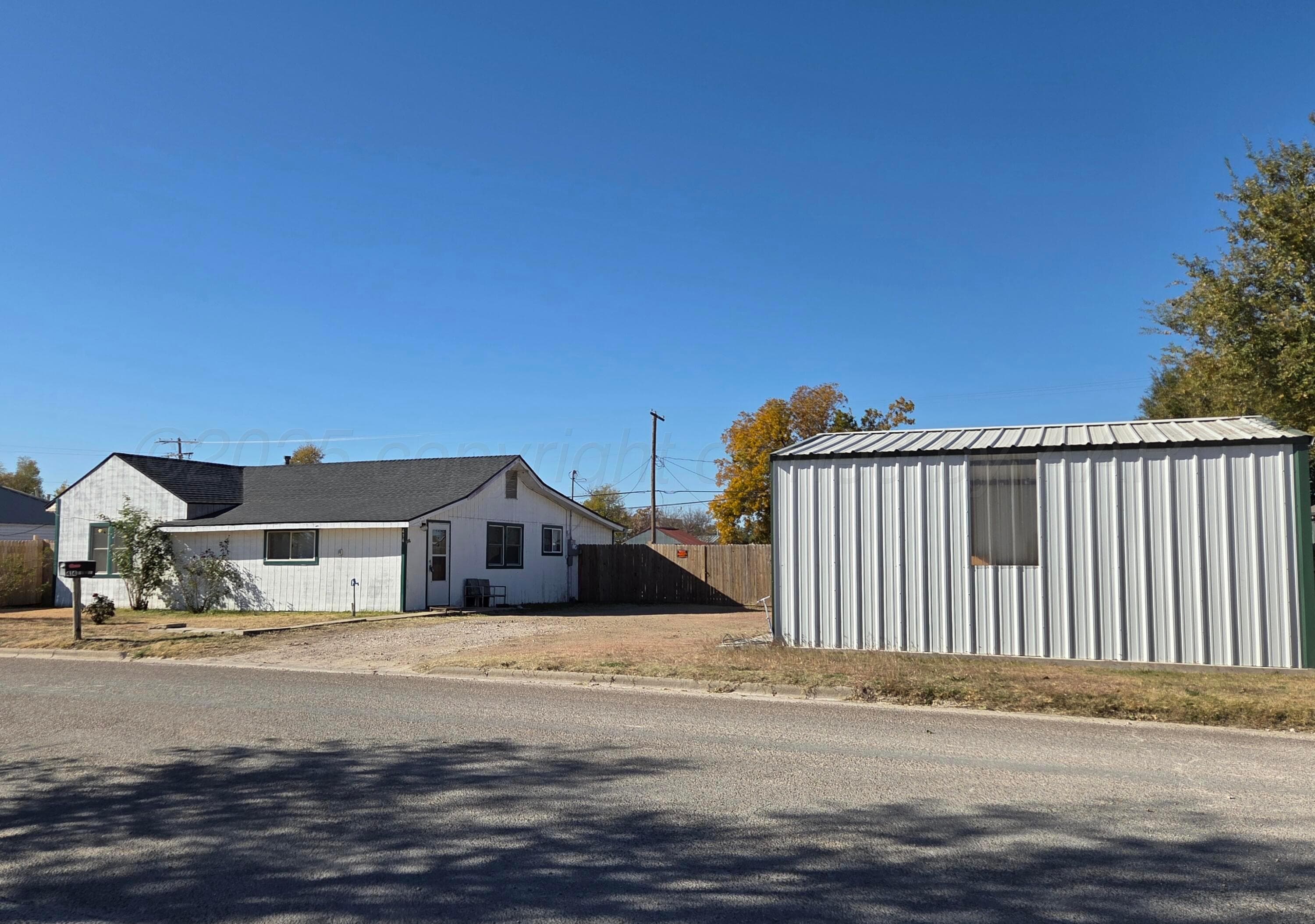 414 S Cedar Street, Perryton, TX 79070, photo 4