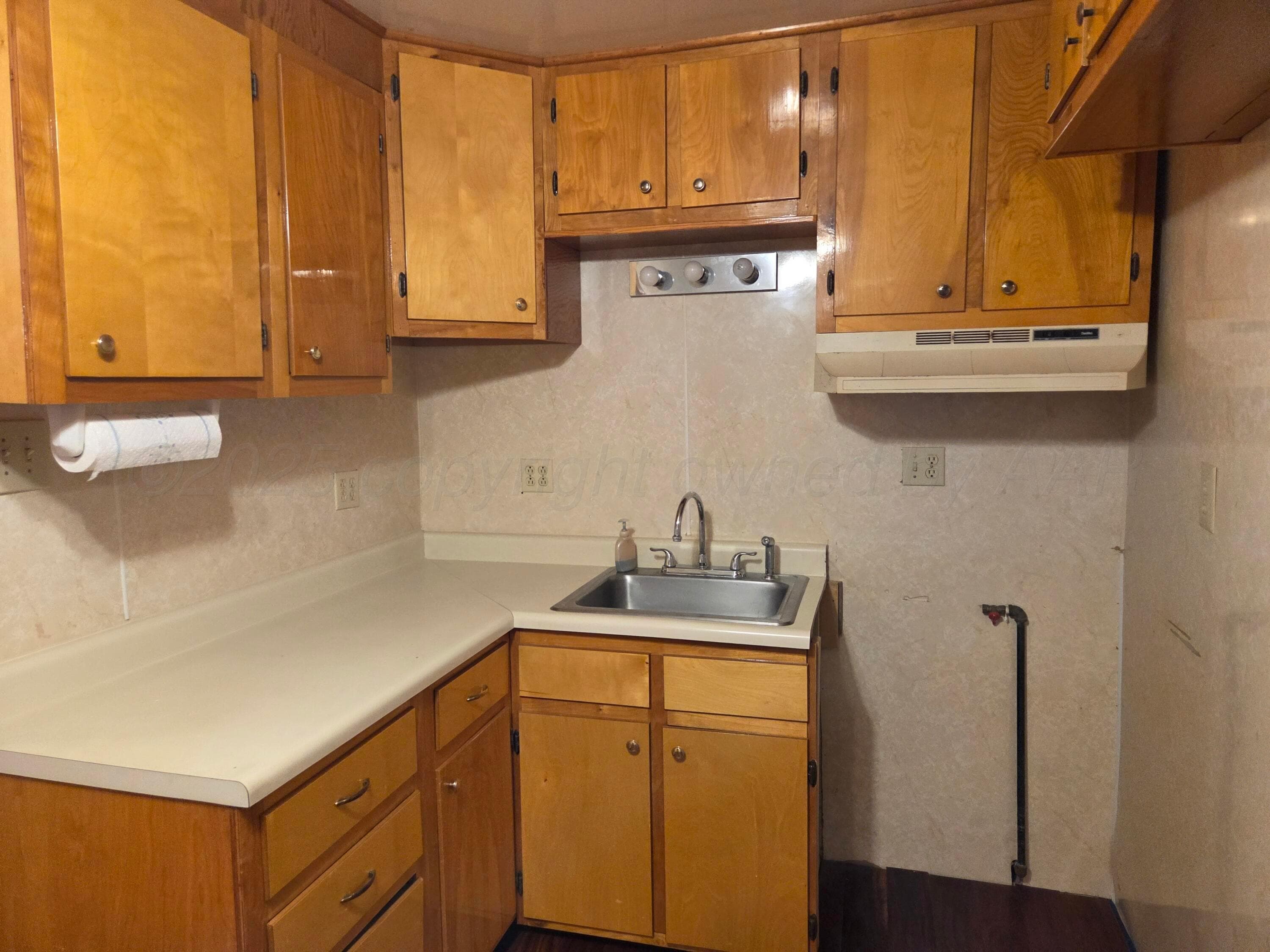 414 S Cedar Street, Perryton, TX 79070, photo 15