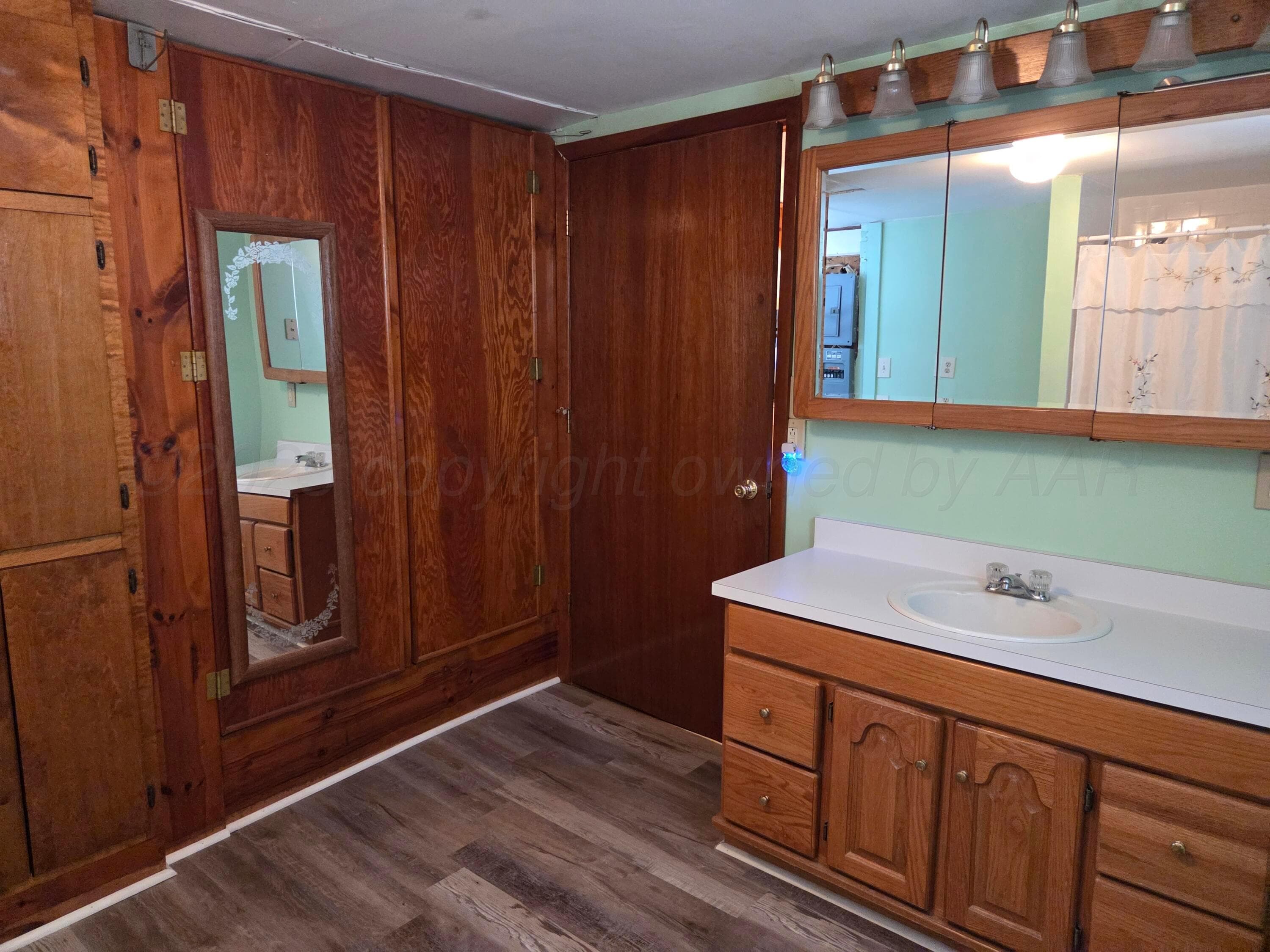 414 S Cedar Street, Perryton, TX 79070, photo 23