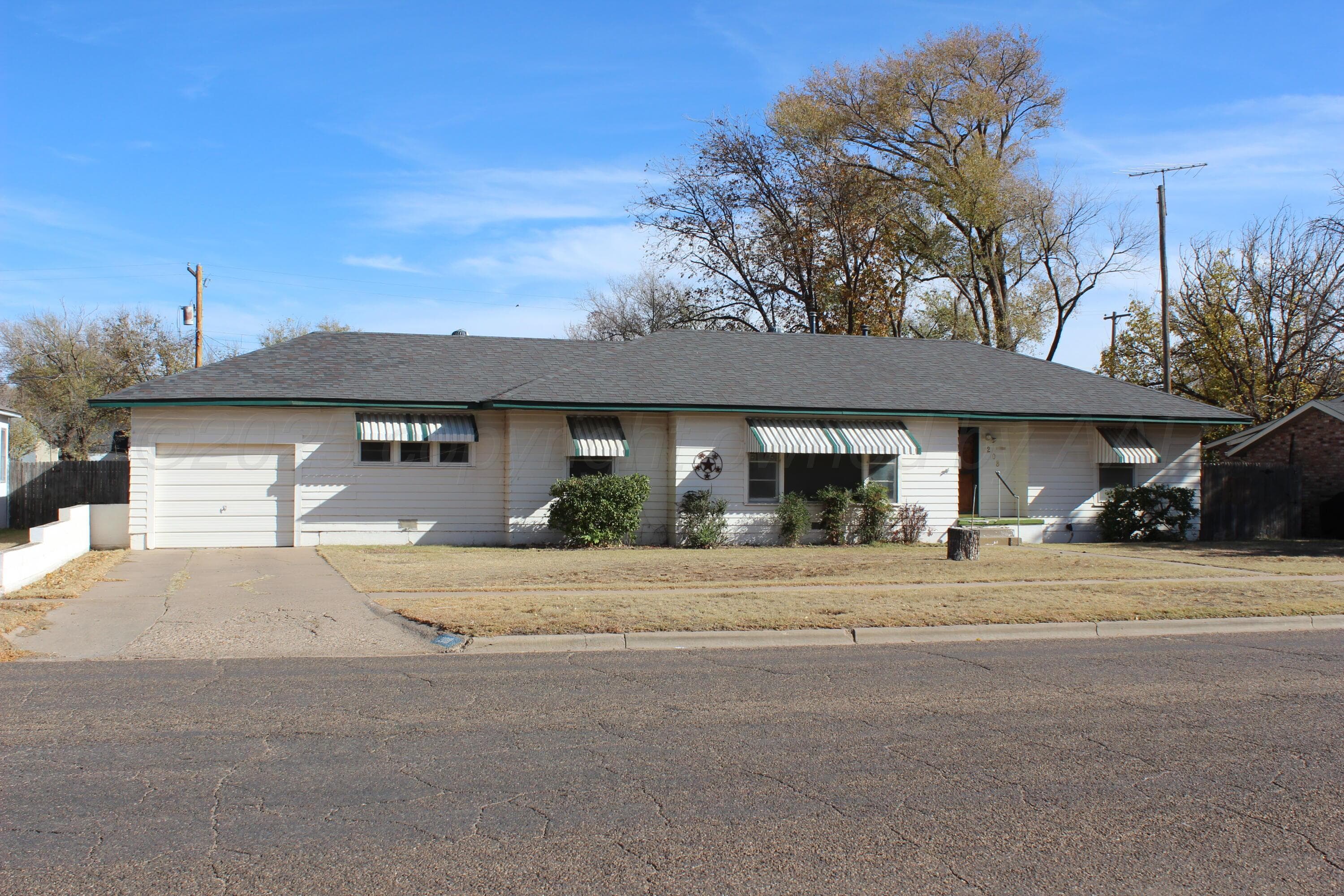 208 Star Street, Hereford, TX 79045