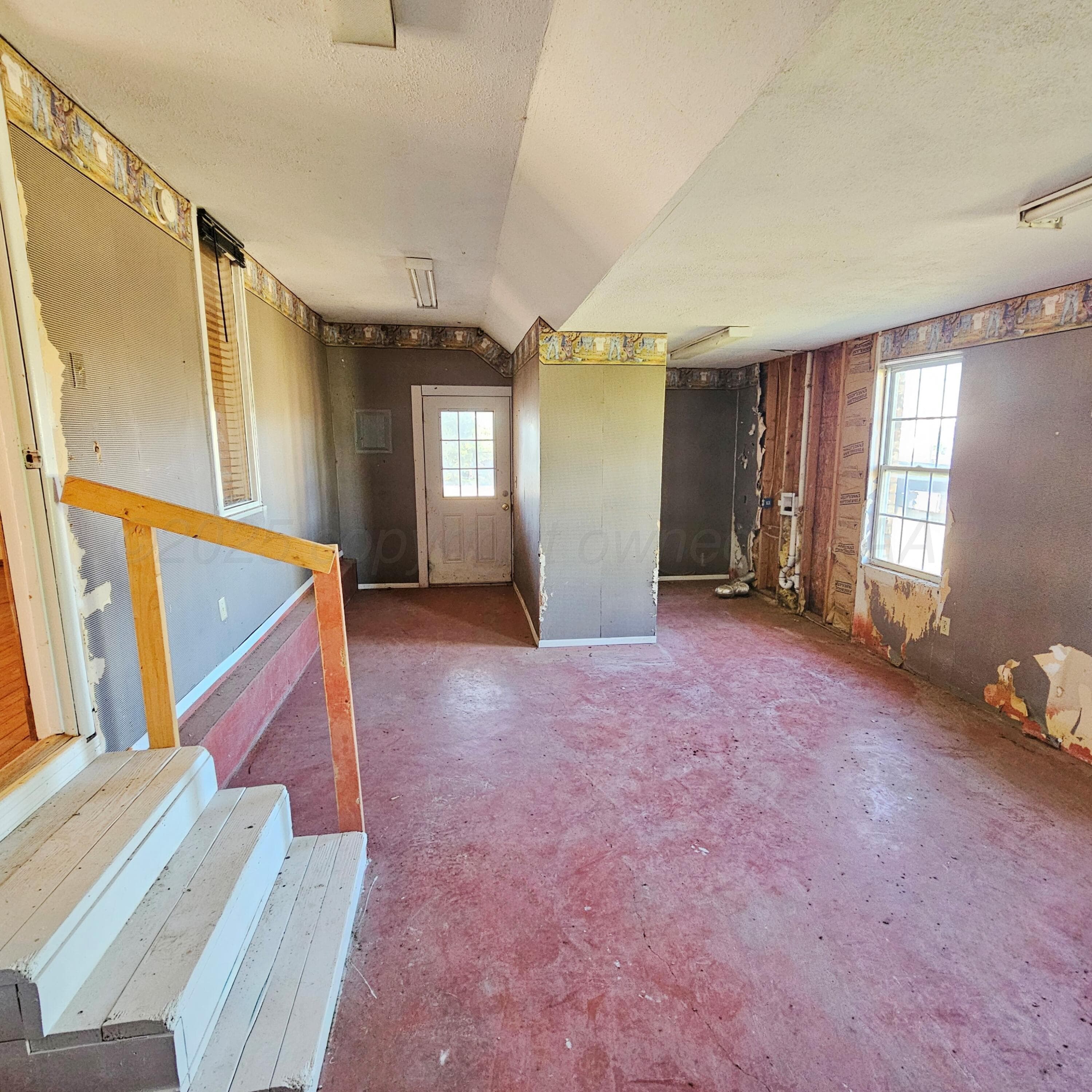 1302 S 3rd Street, Canadian, TX 79014, photo 5