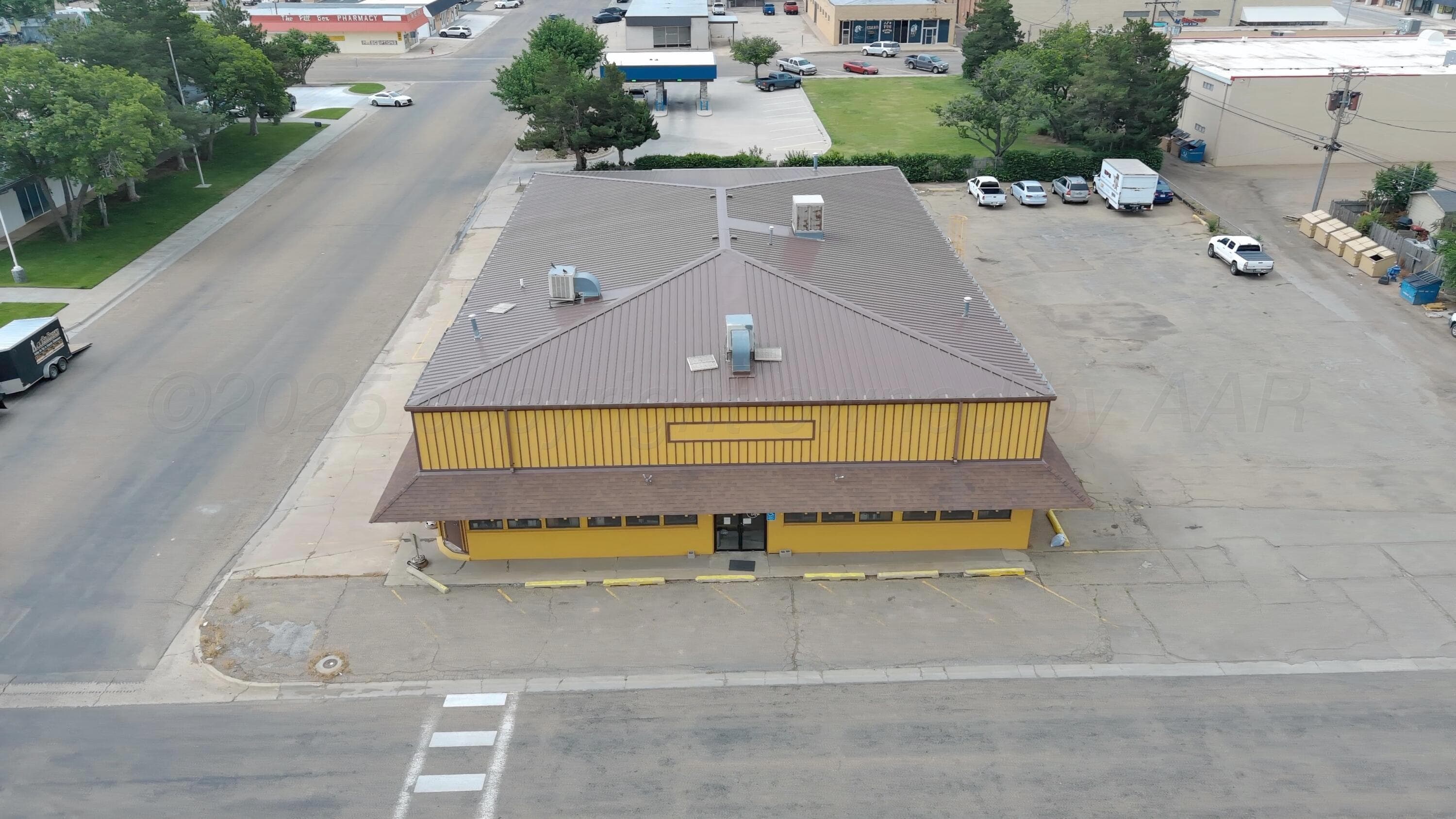 500 S Bliss Avenue, Dumas, TX 79029, photo 3