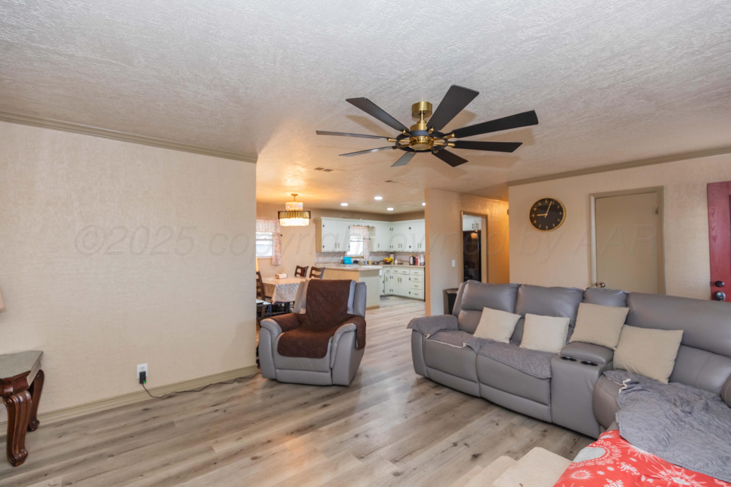 201 S Wall Street, Stratford, TX 79084, photo 6