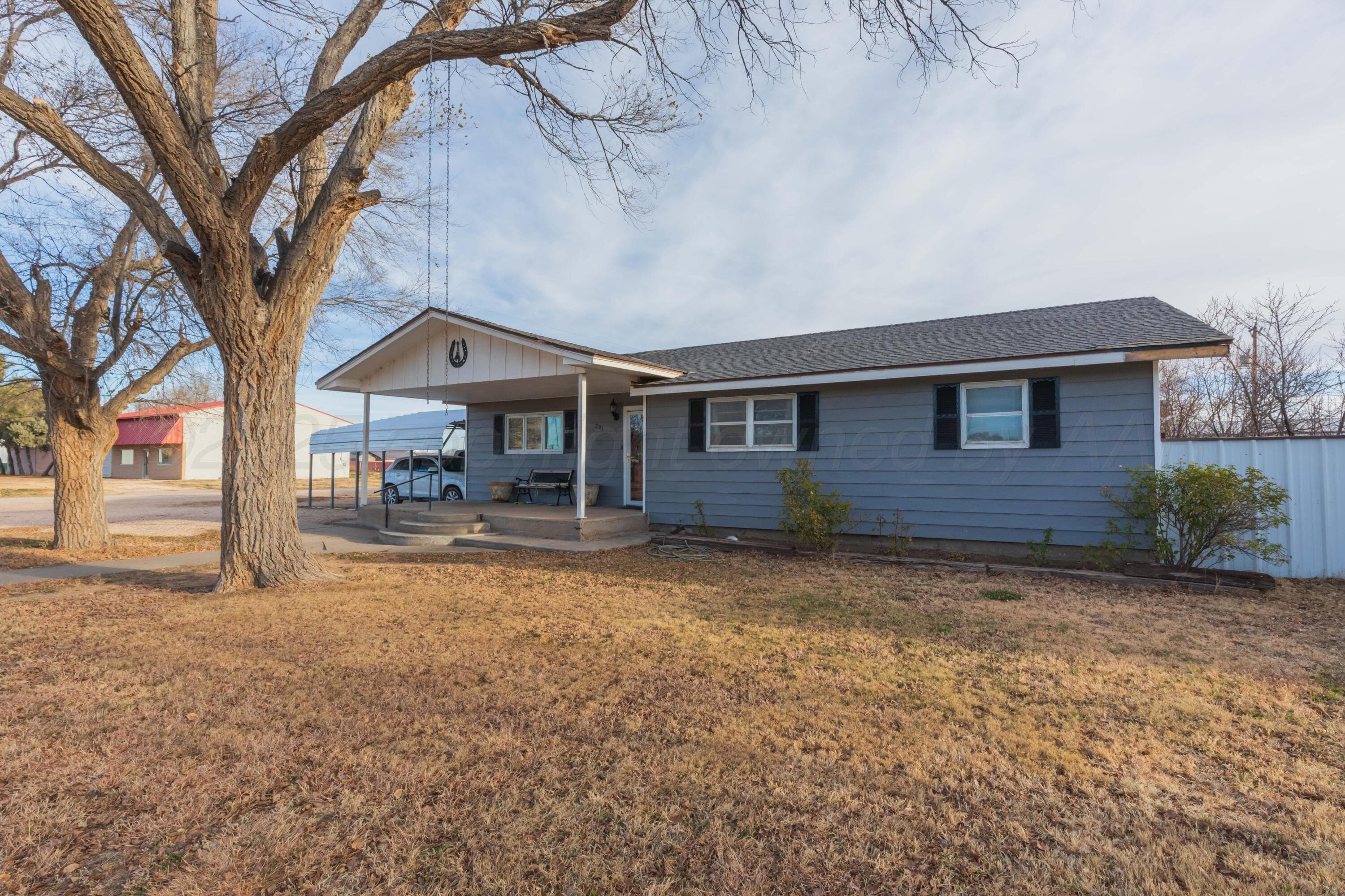 201 S Wall Street, Stratford, TX 79084, photo 44
