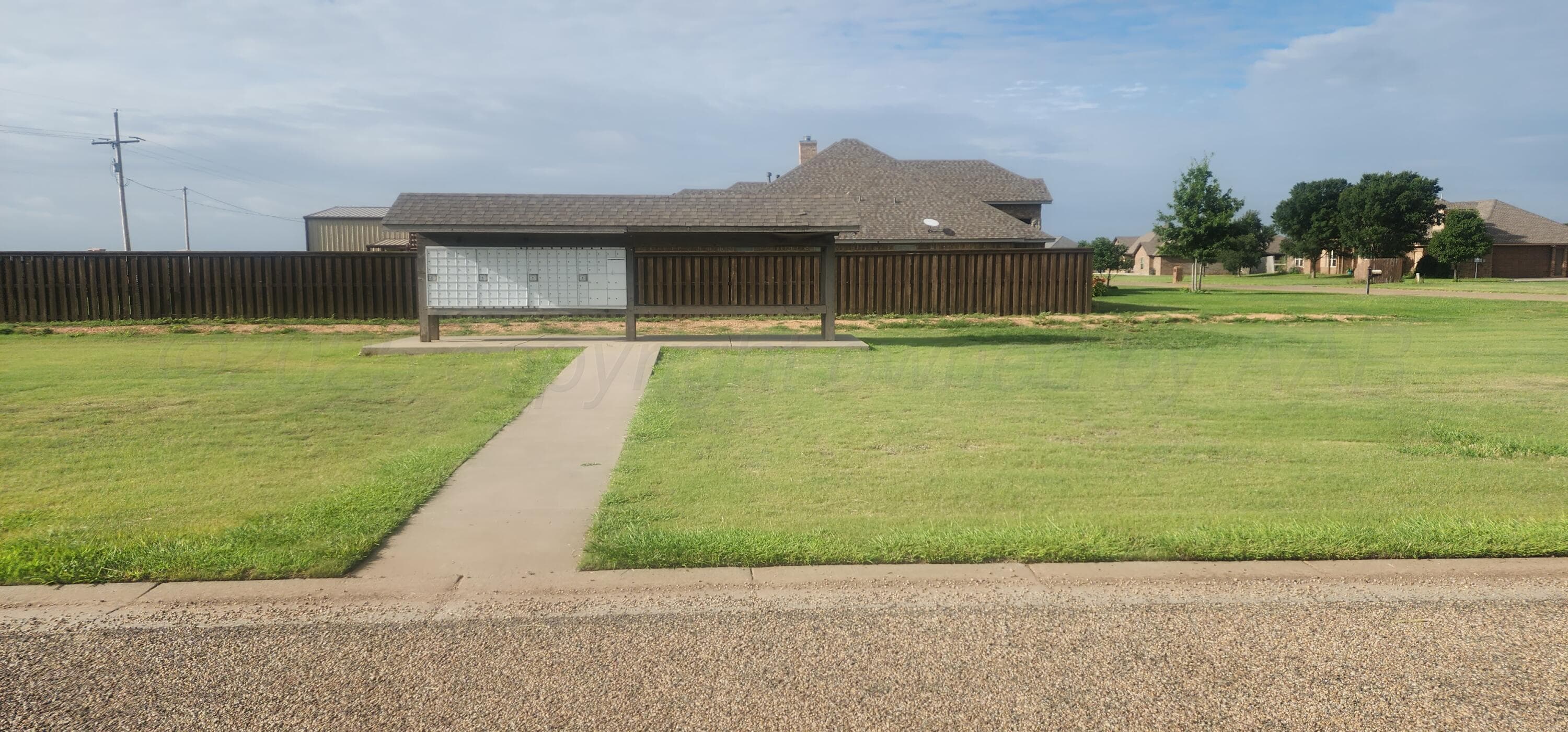 19401 BRIDLE TRAILS Drive, Amarillo, TX 79119-7859, photo 2