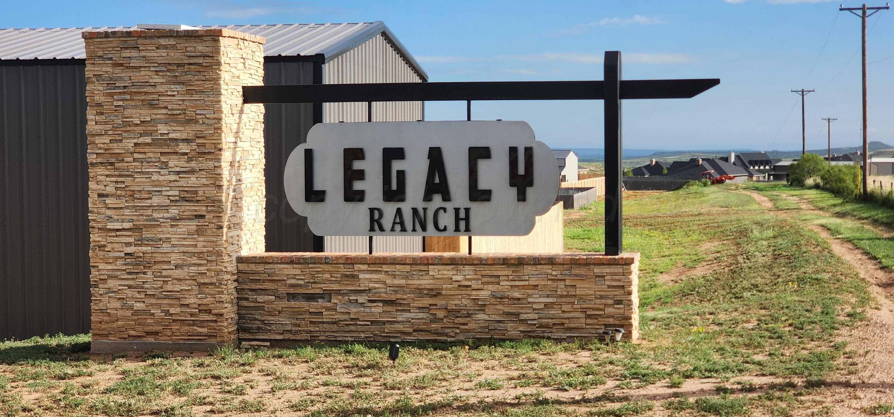 1101 IDLERYE Road, Amarillo, TX 79124-1919