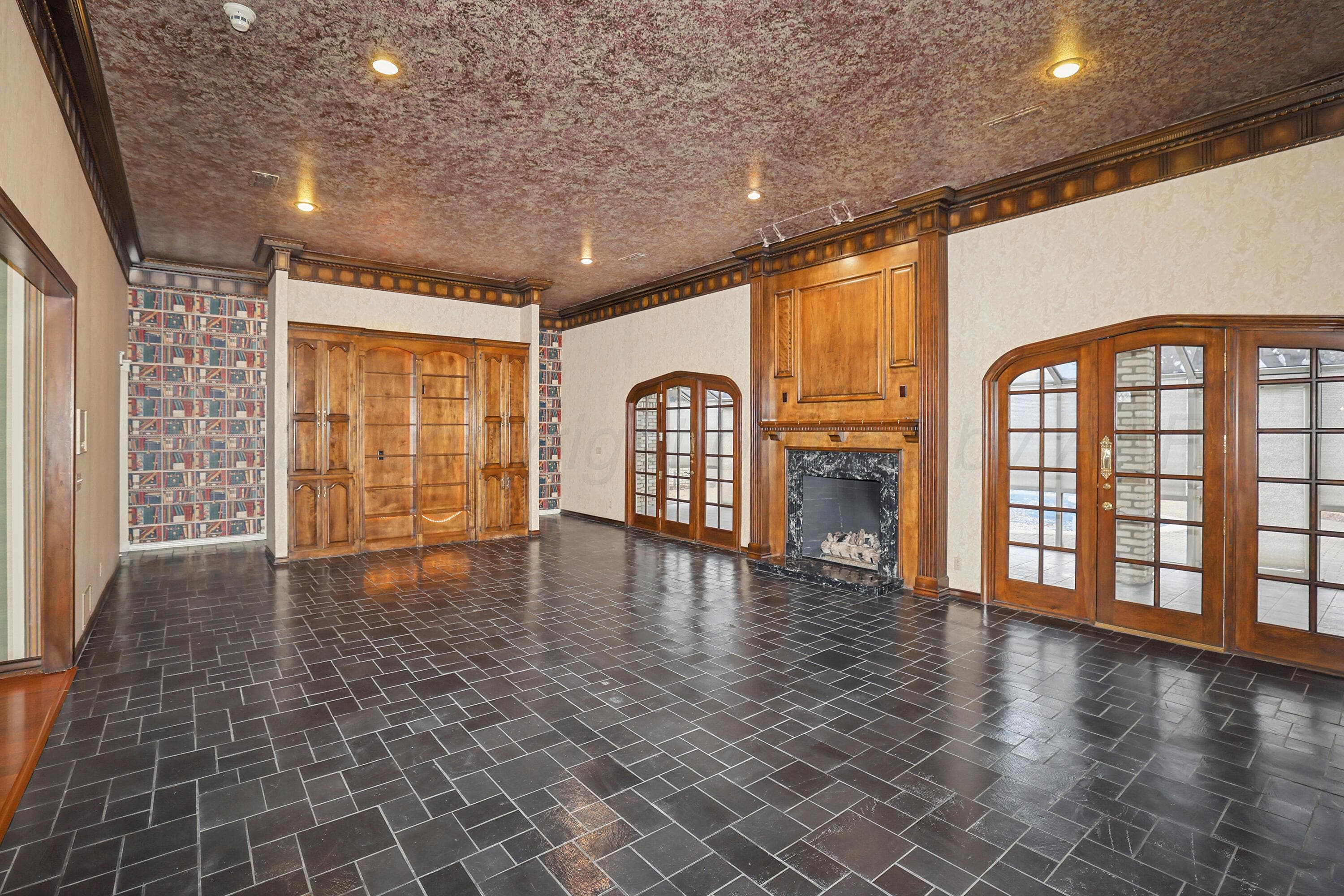 7216 VERSAILLES Drive, Amarillo, TX 79121-1812, photo 14