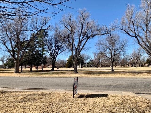 1615 S Eton Street, Perryton, TX 79070, photo 6