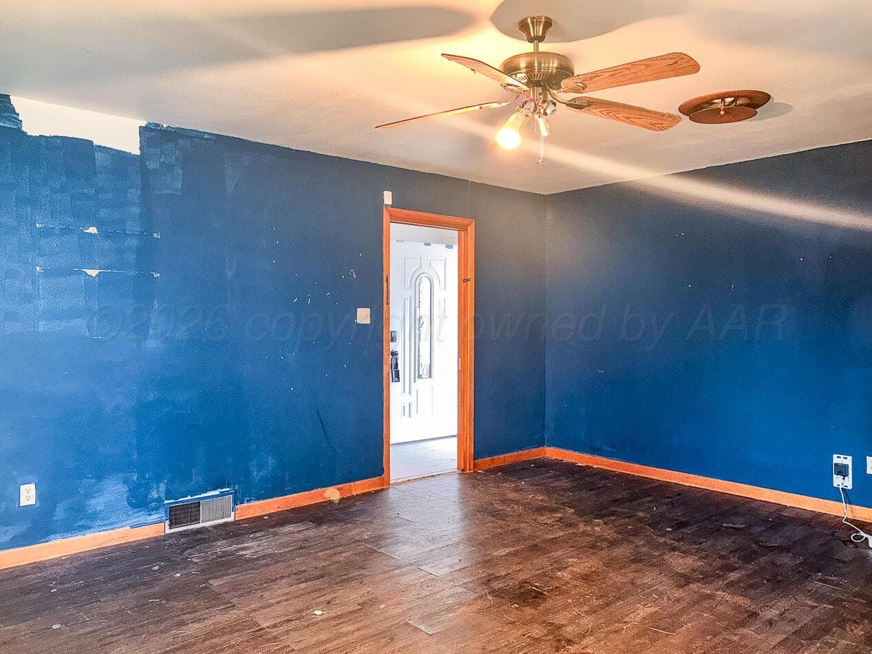 1901 N Faulkner Street, Pampa, TX 79065, photo 3