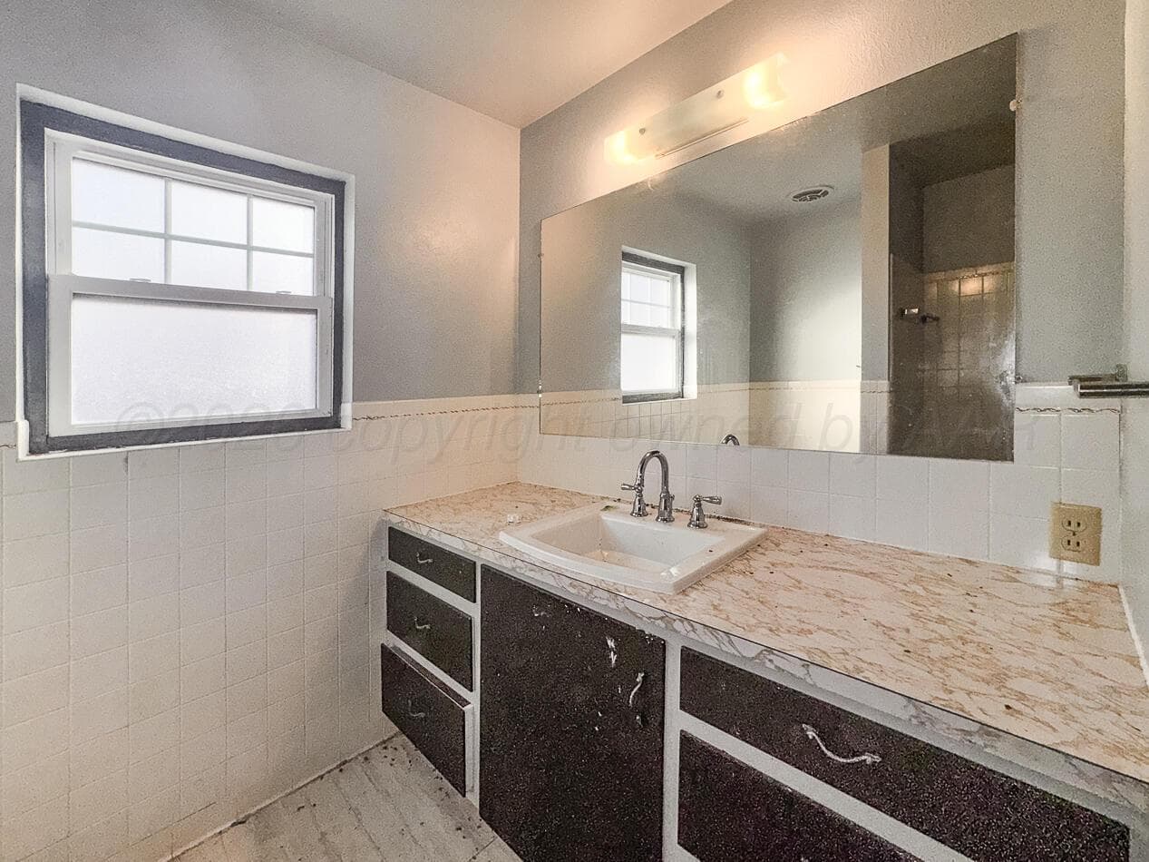 1901 N Faulkner Street, Pampa, TX 79065, photo 17