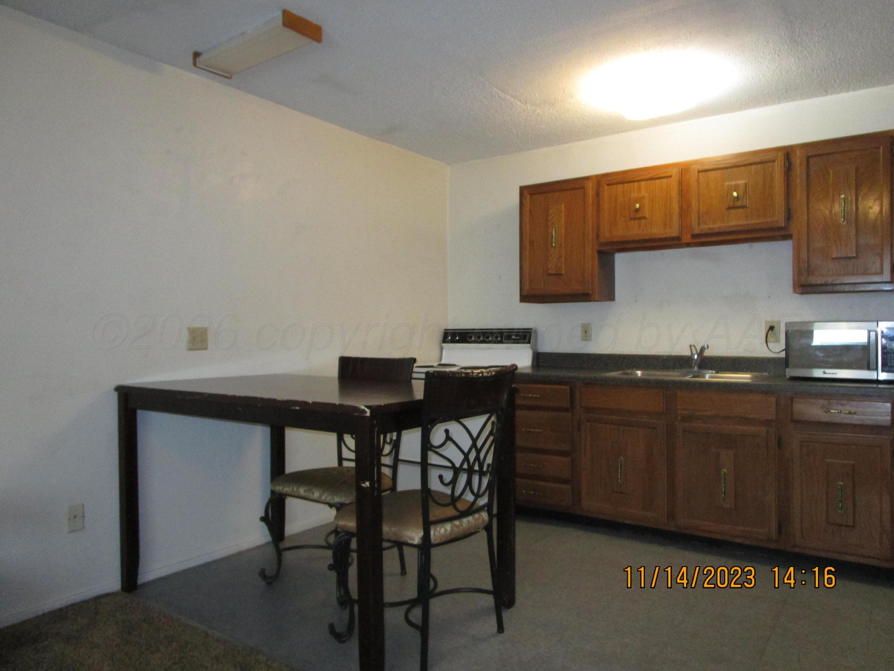 710 Deahl Street, Borger, TX 79007, photo 3