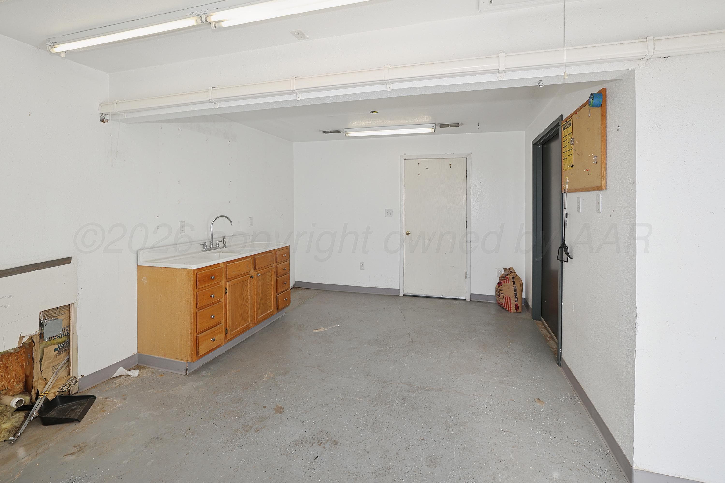 702 E 7th Street, Dalhart, TX 79022, photo 33