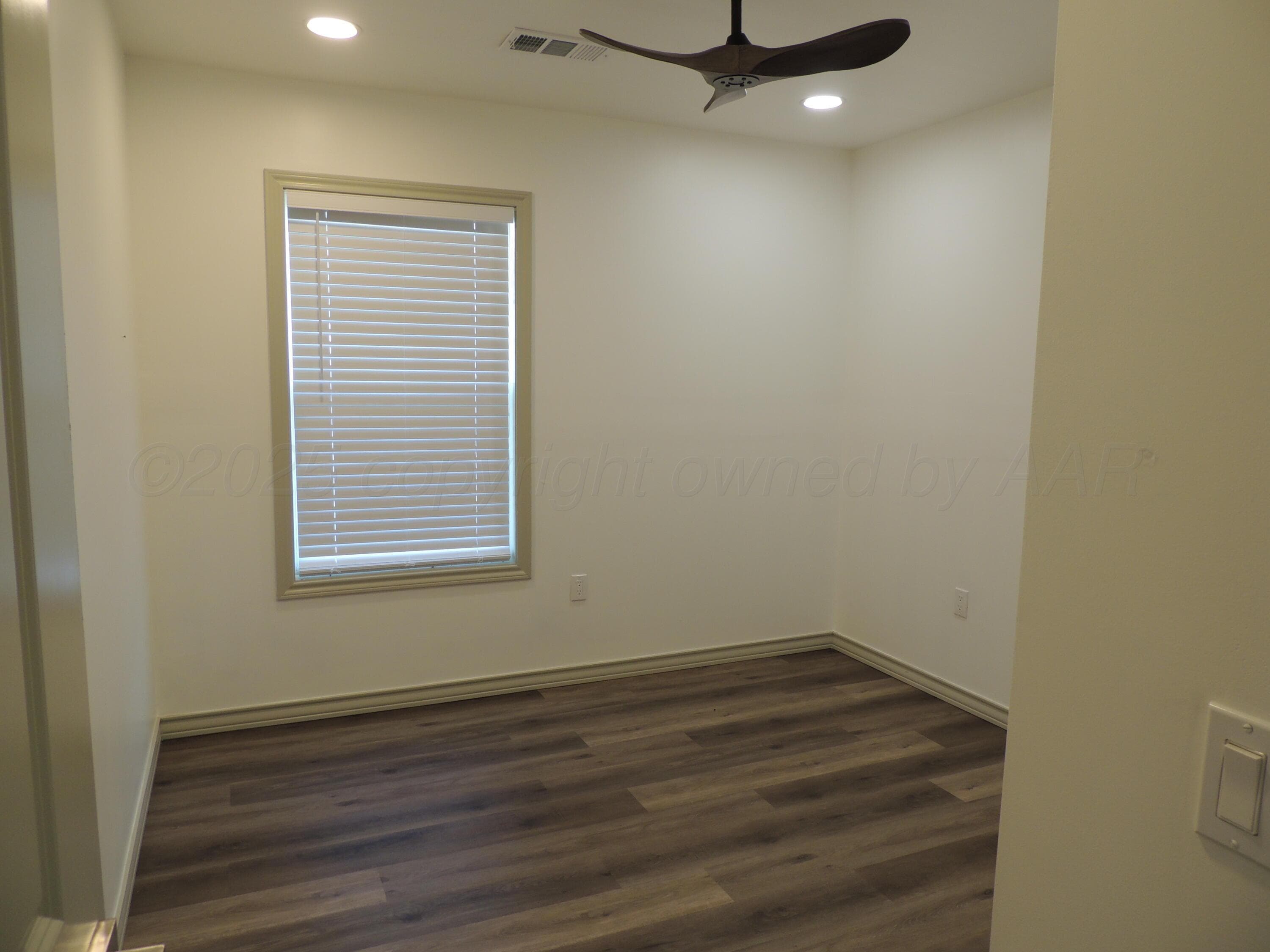 501 N Irving Street, Hereford, TX 79045, photo 18