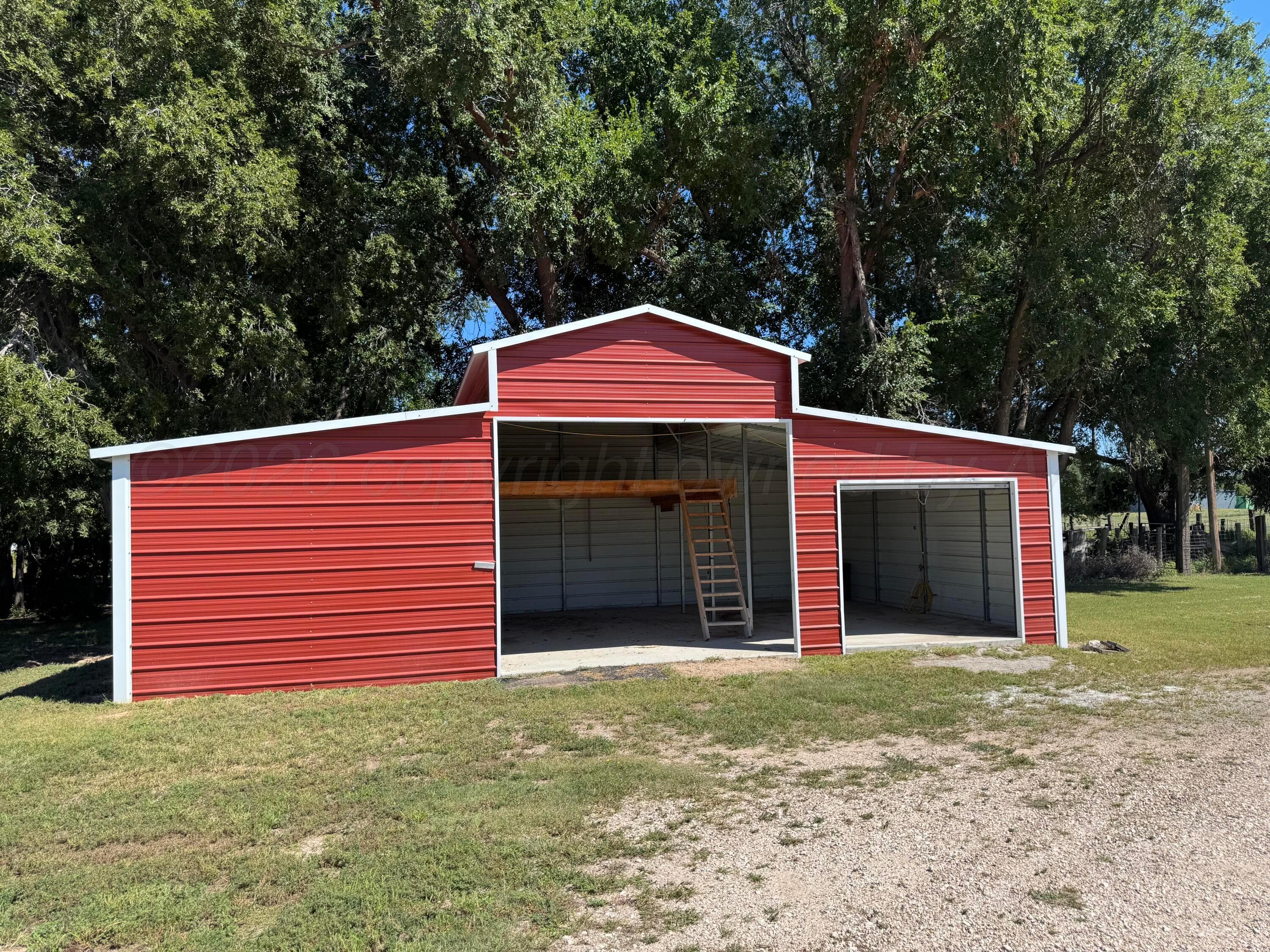 11316 Highway 305, Lipscomb, TX 79056, photo 2