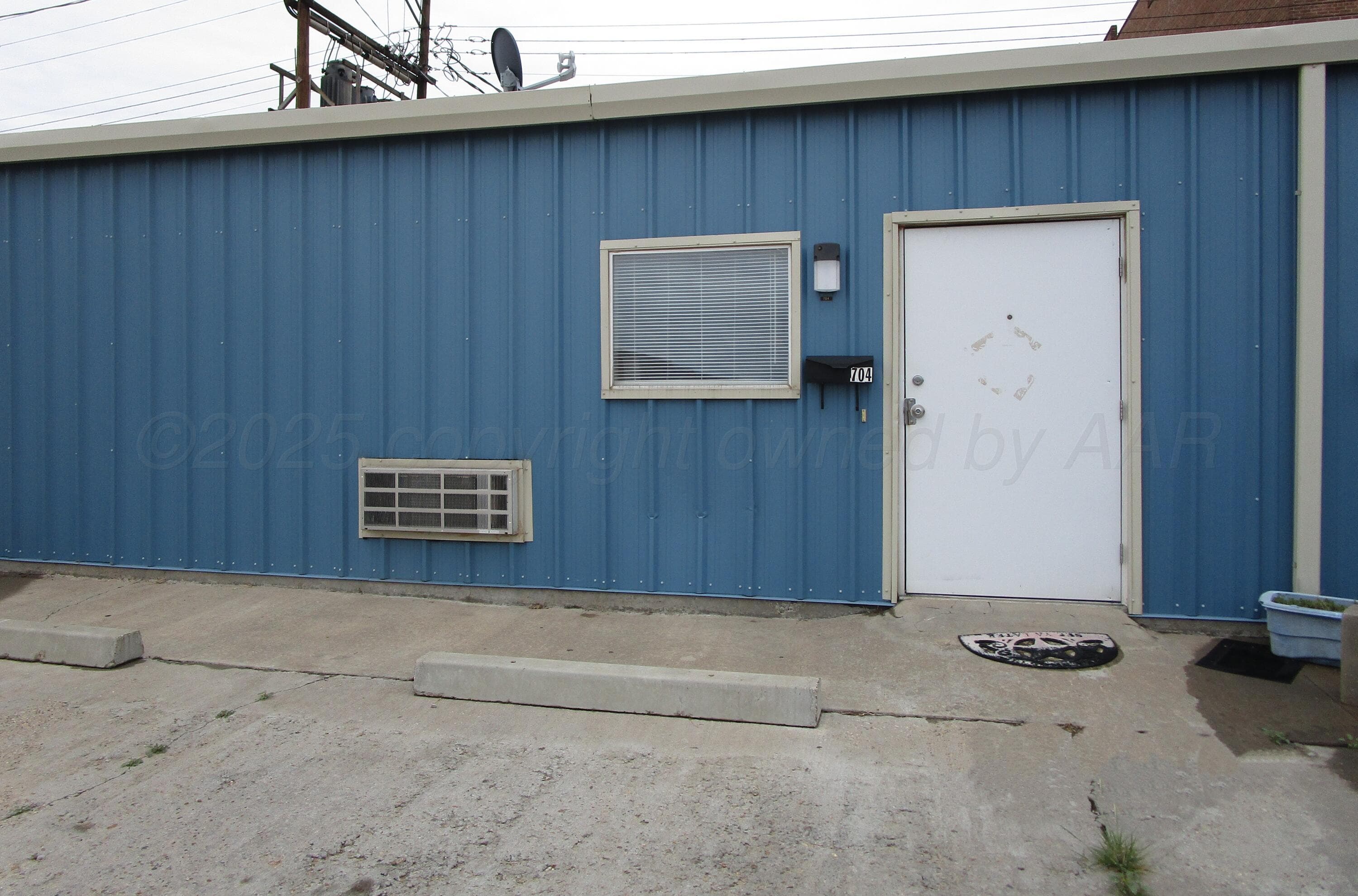 704 Deahl Street, Borger, TX 79007