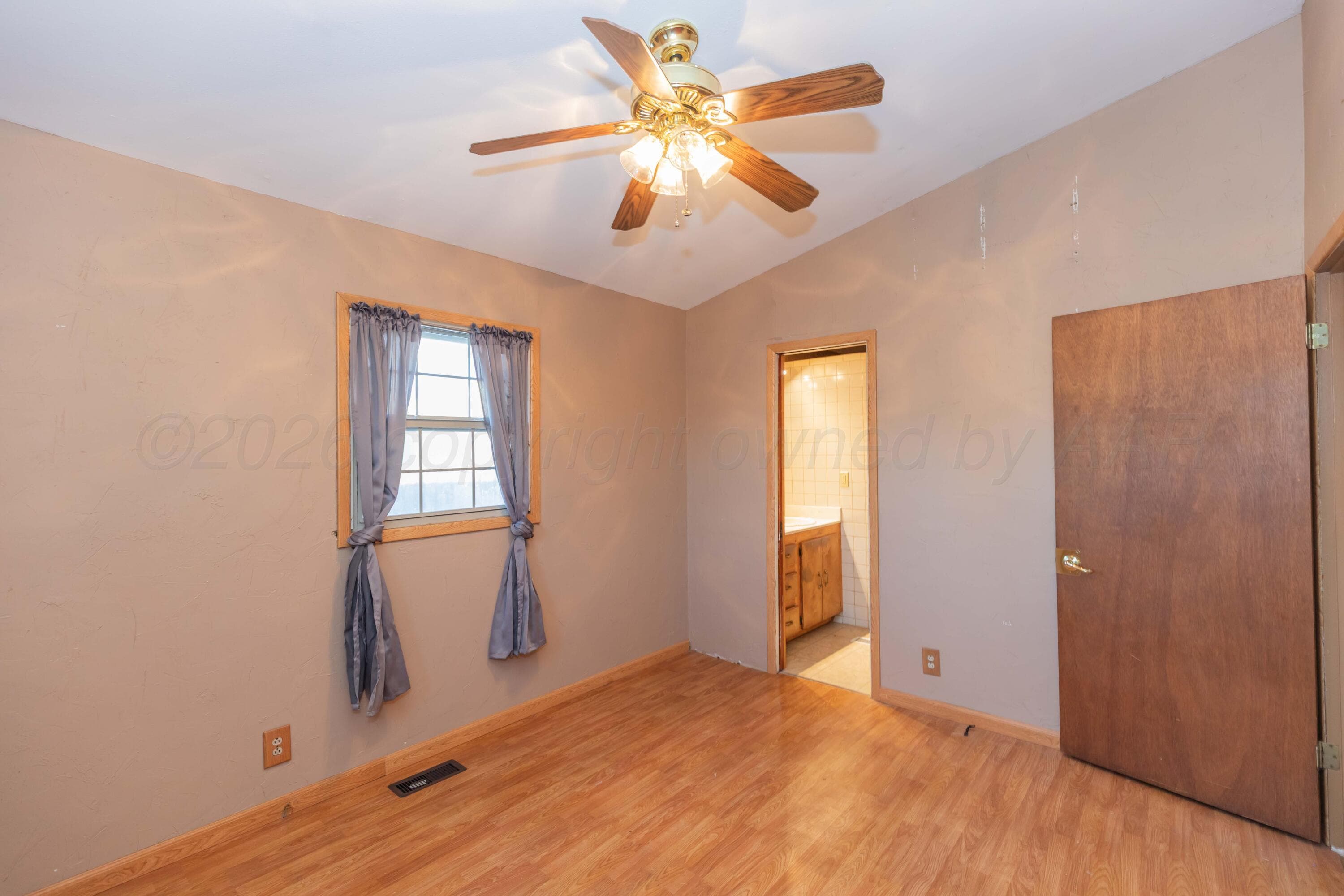 407 N POWELL Street, Pampa, TX 79065-5037, photo 15
