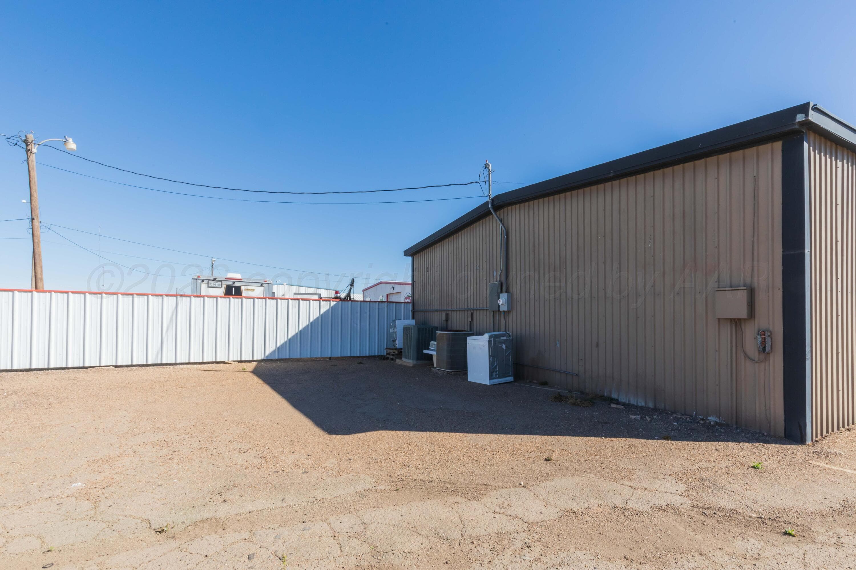 505 N DUMAS Avenue, Dumas, TX 79029-2417, photo 21