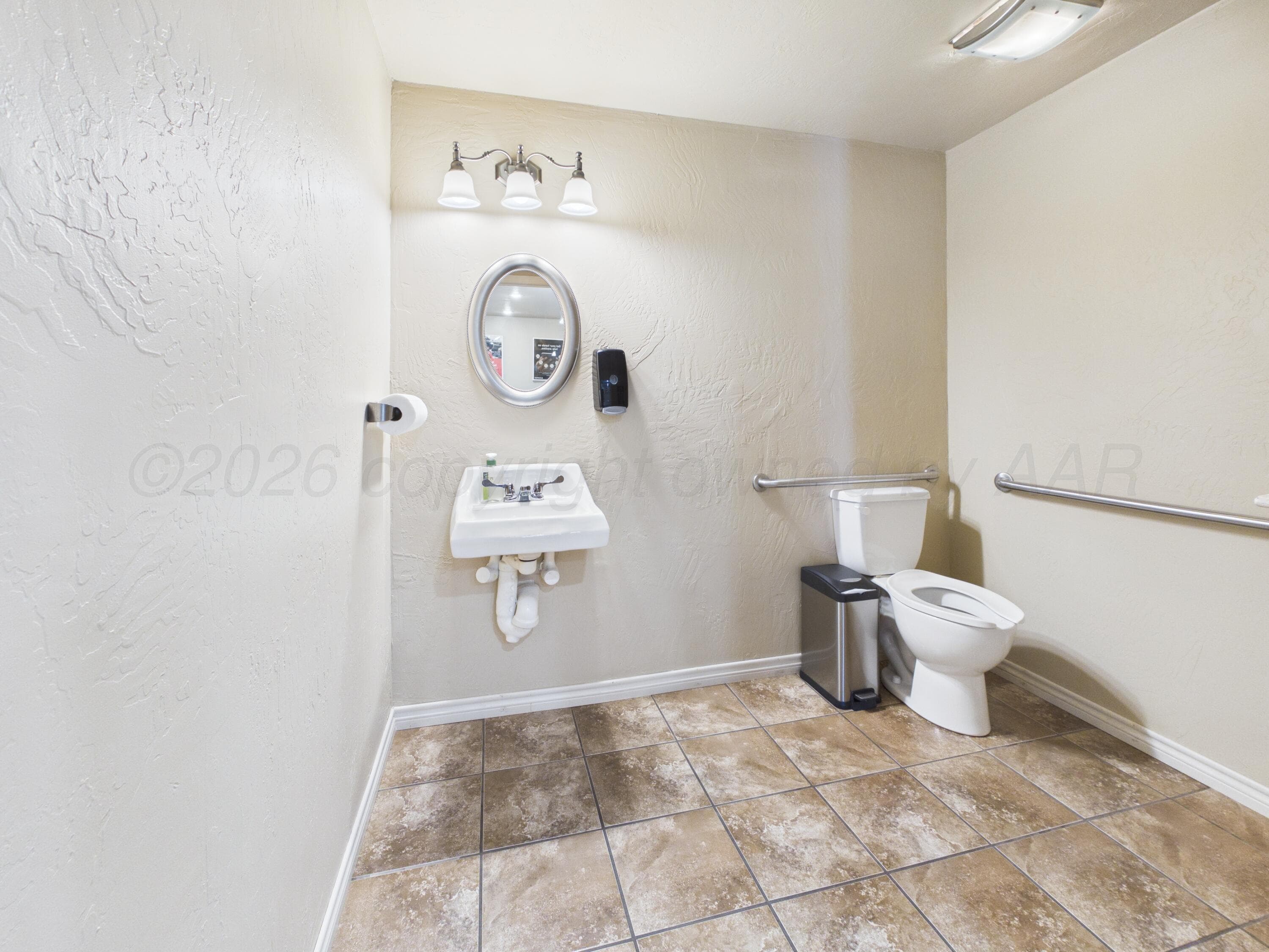 111 E 28TH Avenue, Pampa, TX 79065-3016, photo 22
