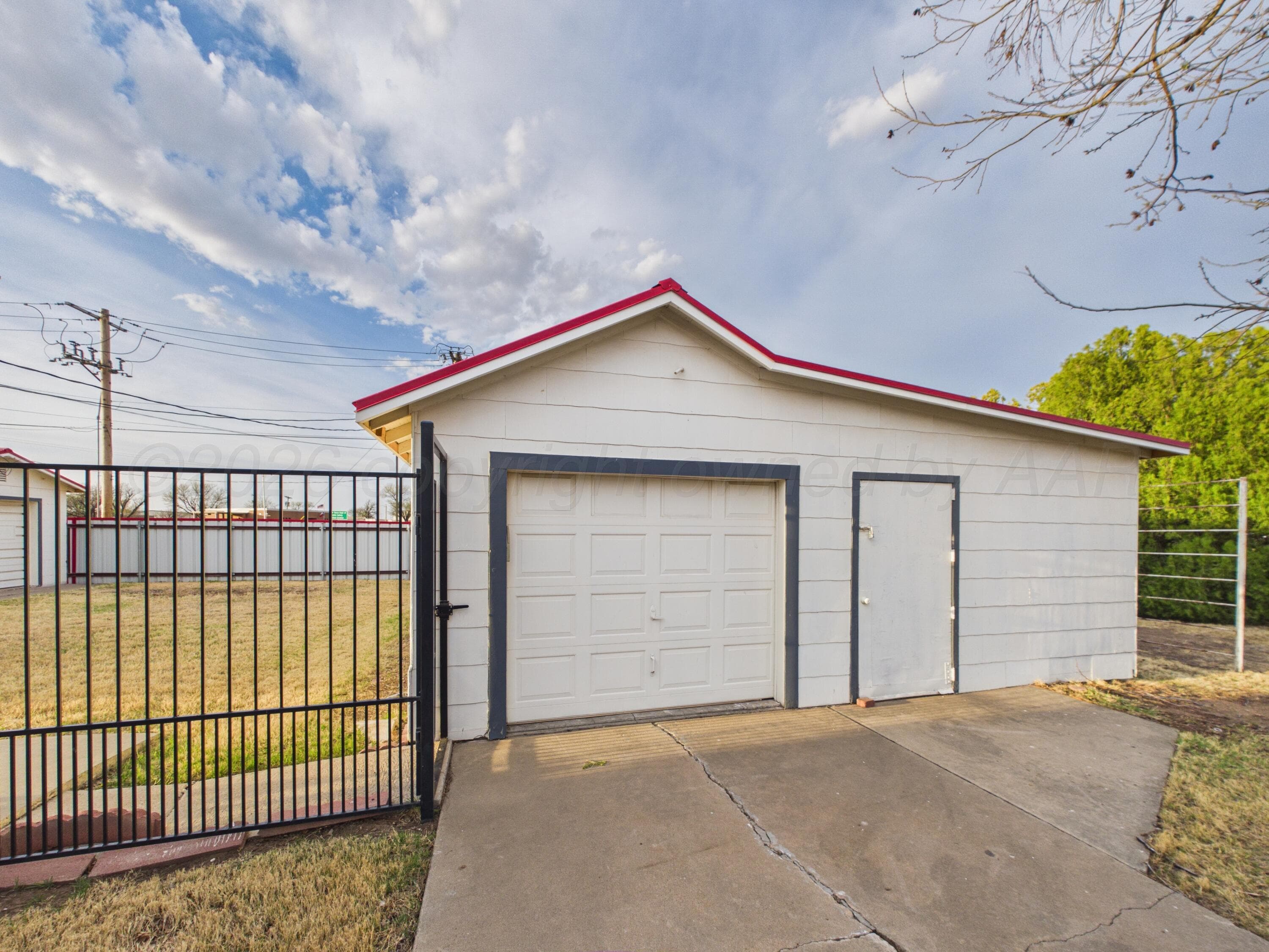 111 E 28TH Avenue, Pampa, TX 79065-3016, photo 30
