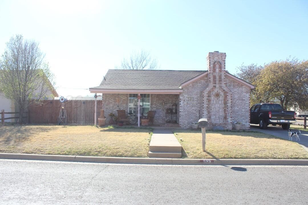 523 Blevins Street, Hereford, TX 79045