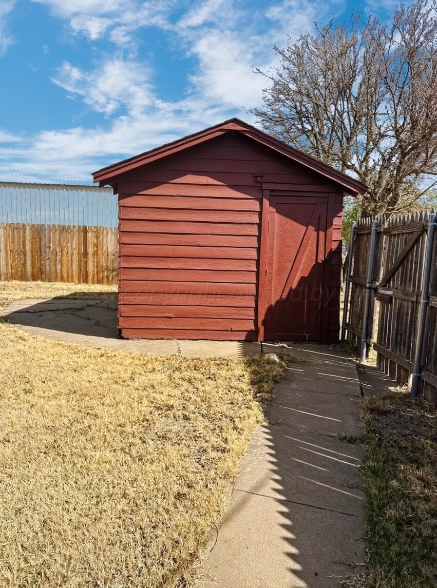 506 NW 4th Street, Tulia, TX 79088, photo 10